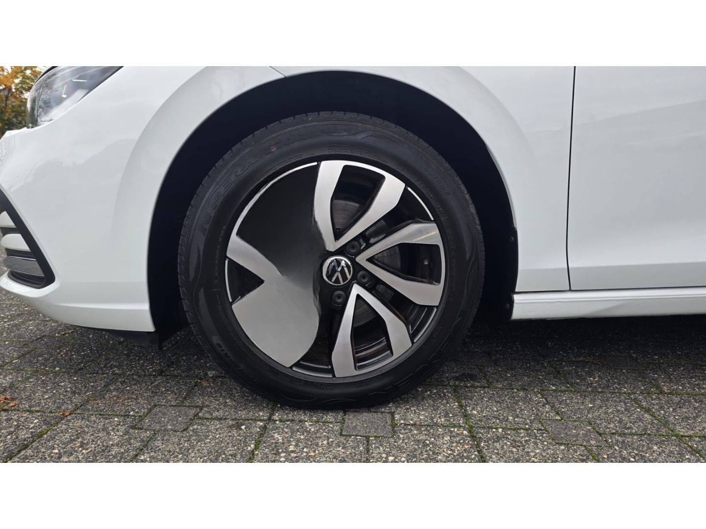 Volkswagen Golf VIII Active 1.5 TSI Navi LED DAB CarPlay foto 16