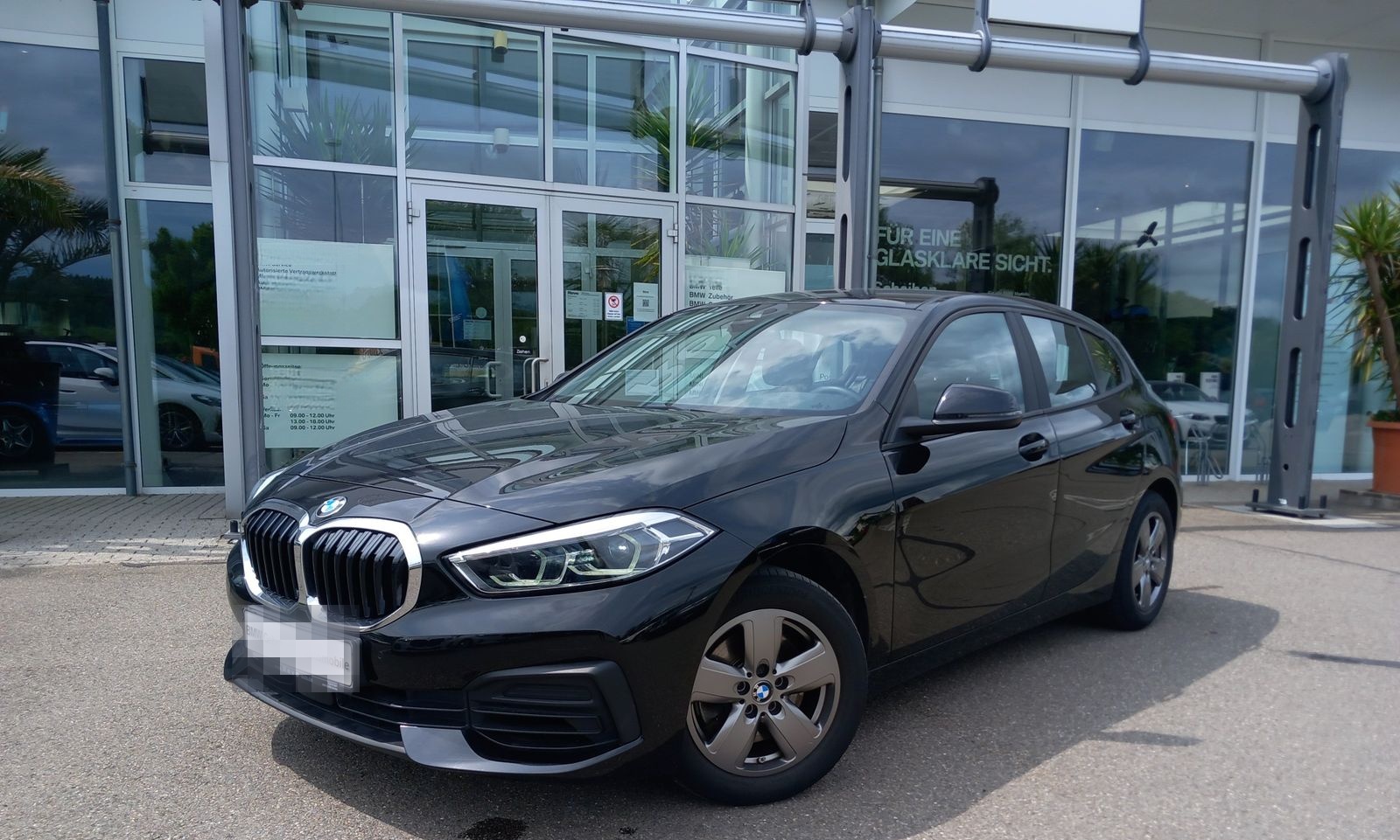 BMW 118i Aut Advantage LiveCockPlus Business LED Tem foto 2