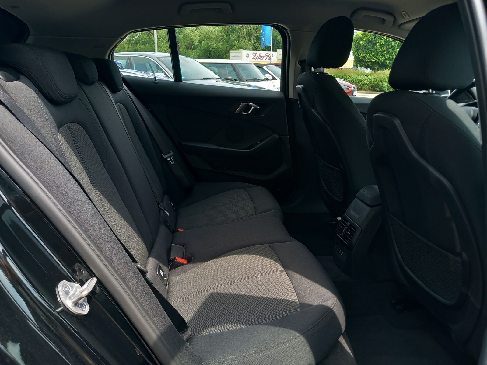 BMW 118i Aut Advantage LiveCockPlus Business LED Tem foto 12