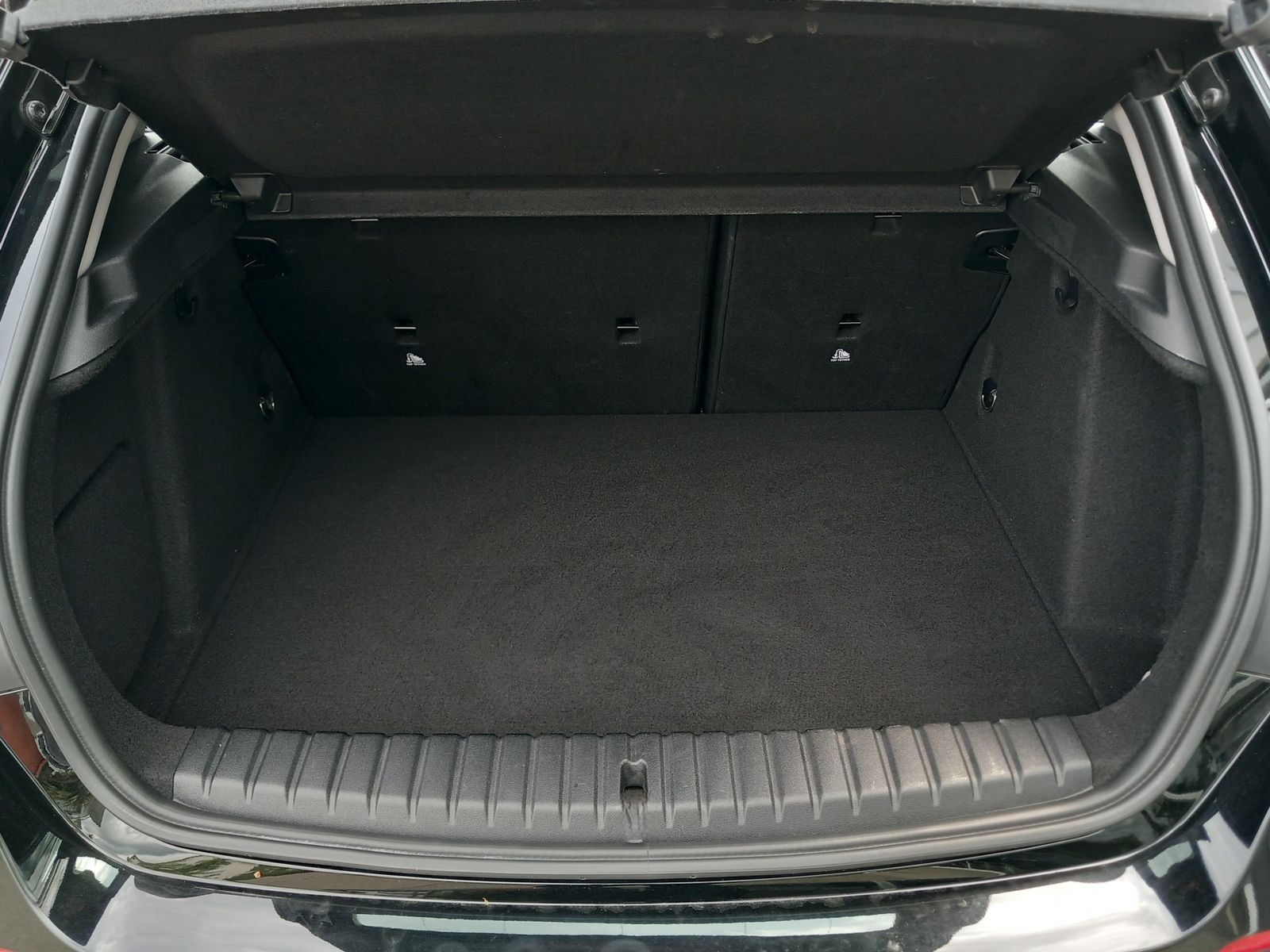 BMW 118i Aut Advantage LiveCockPlus Business LED Tem foto 14