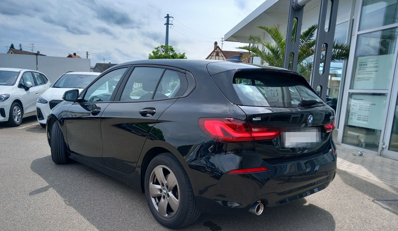 BMW 118i Aut Advantage LiveCockPlus Business LED Tem foto 3