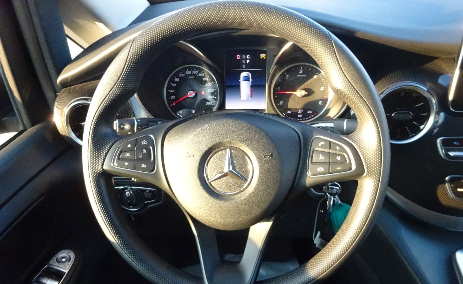 Mercedes-Benz V 250d extra 190PS Autm. LED COMAND Online foto 19