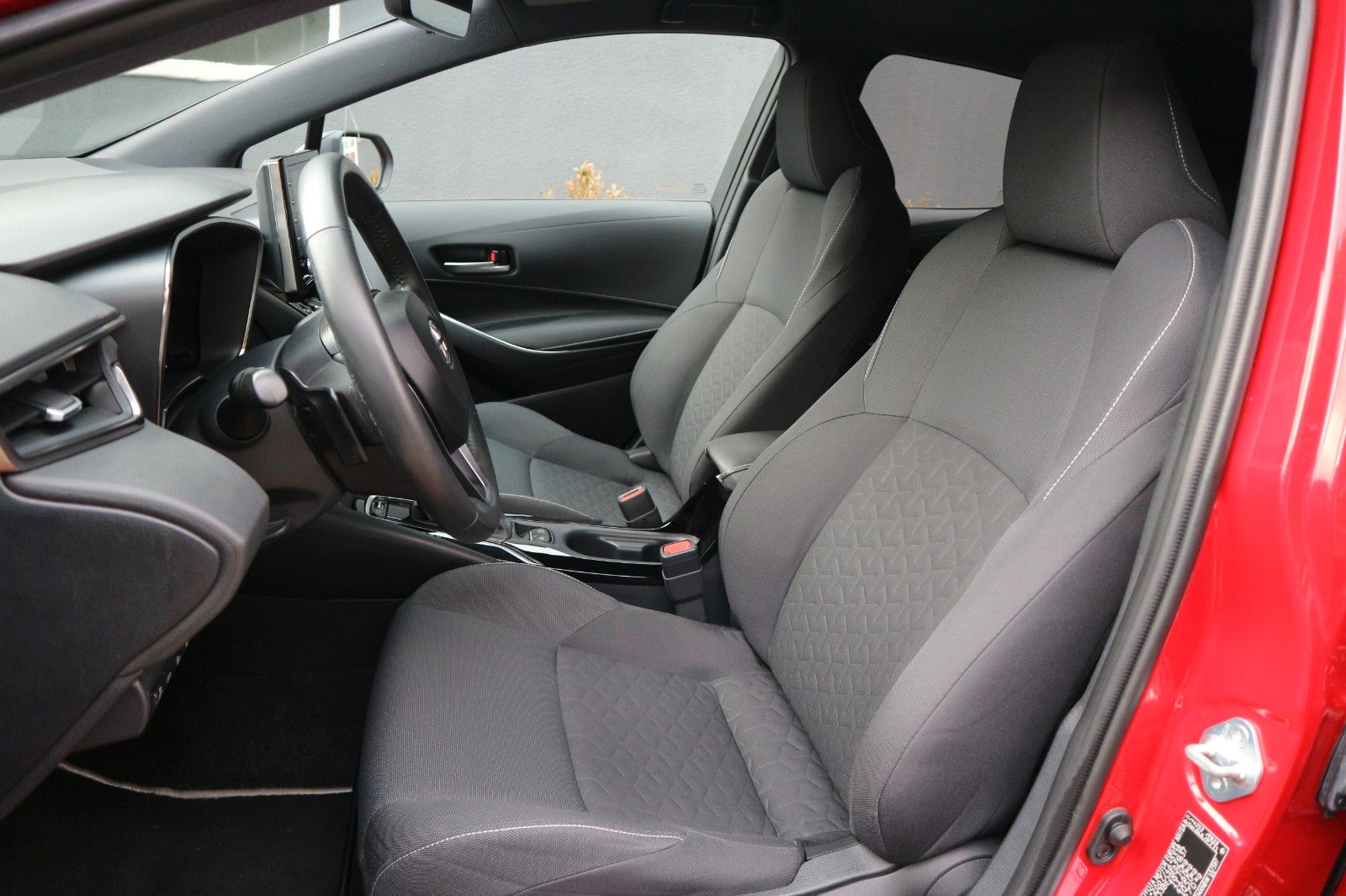 Toyota Corolla Hybrid Club *2.HAND/VC/RFK/ACC/NAVI/LED* foto 7