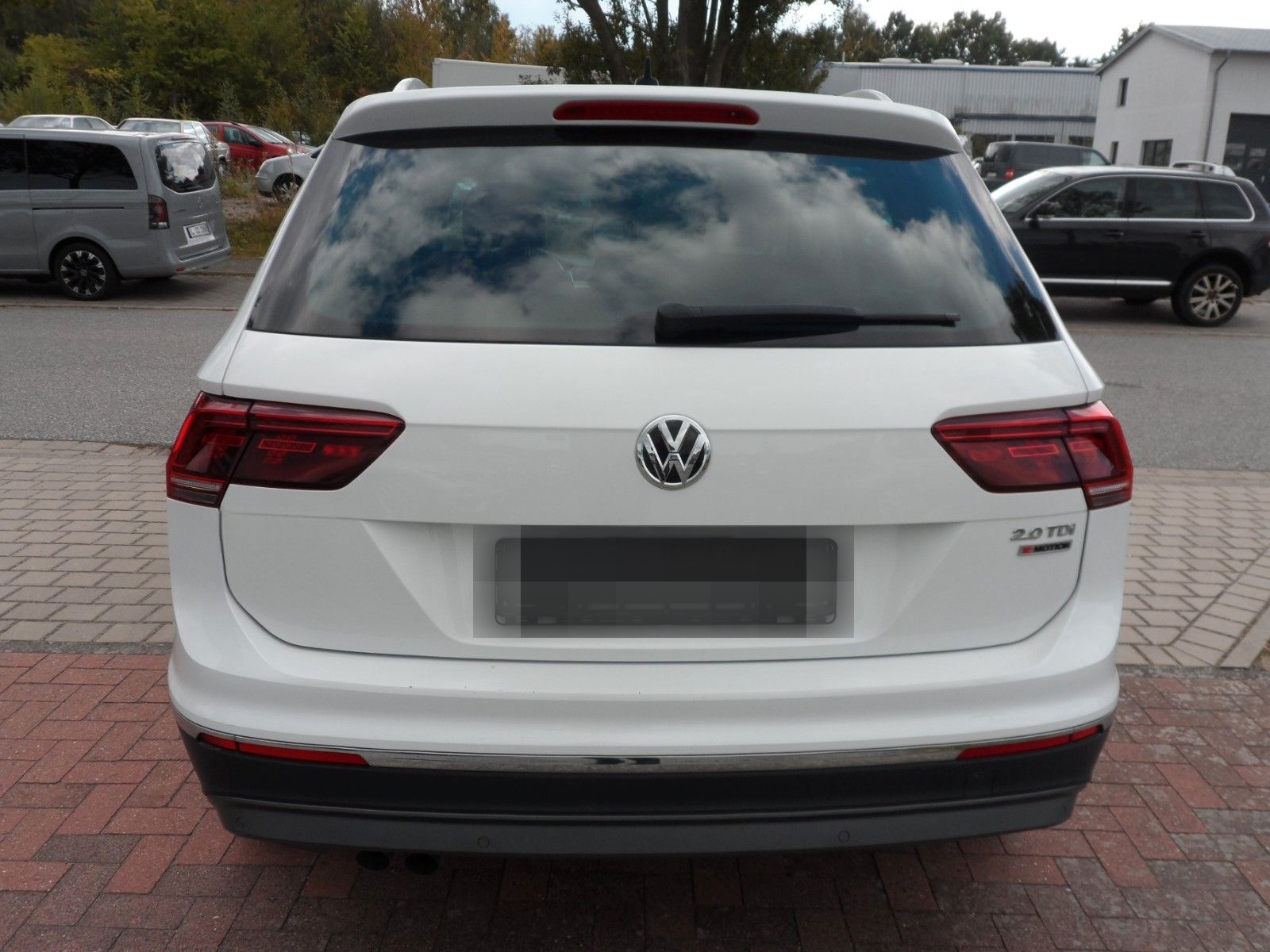 Volkswagen Tiguan 2.0 Highline BMT LED/AHK/4Motion/TÜV NEU foto 5