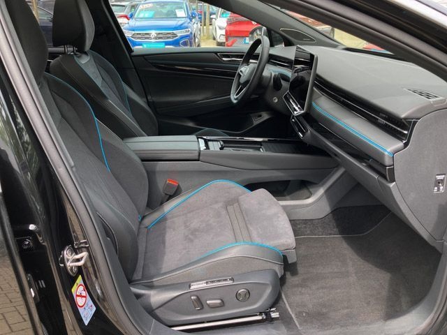 Volkswagen ID.7 Pro Navi Pano AHK IQ-LED ACC PDC SHZ WP HUD foto 7