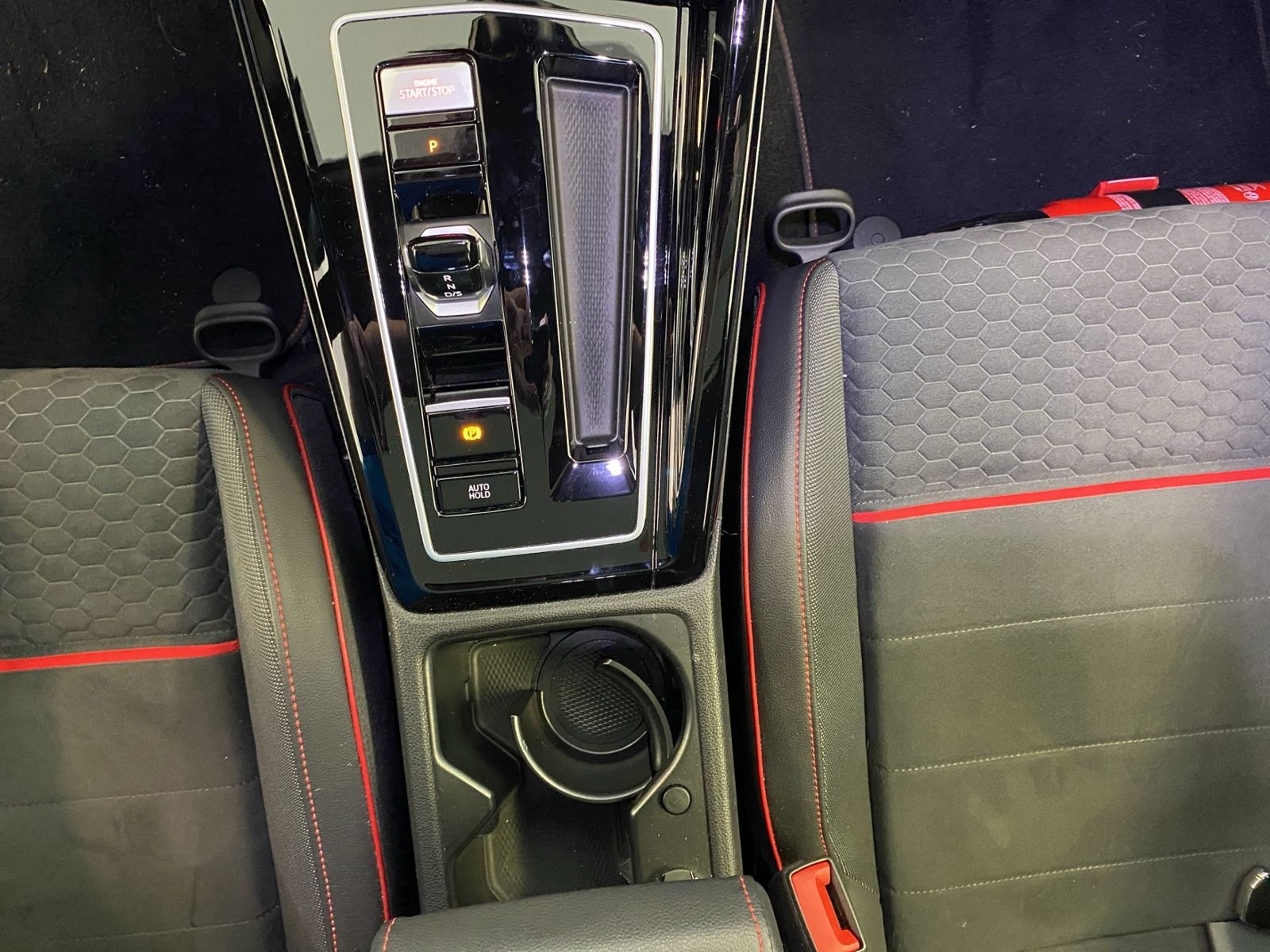 Volkswagen Golf VIII GTI Clubsport +DSG+PERFORMANCE+AKRA foto 14