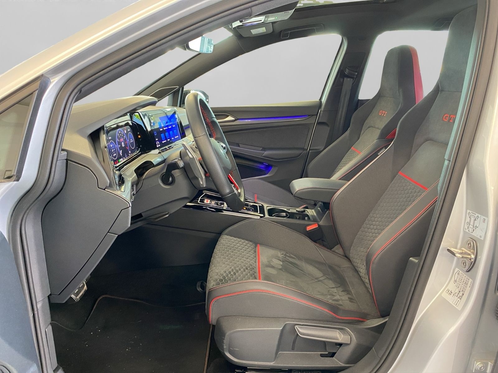 Volkswagen Golf VIII GTI Clubsport +DSG+PERFORMANCE+AKRA foto 10
