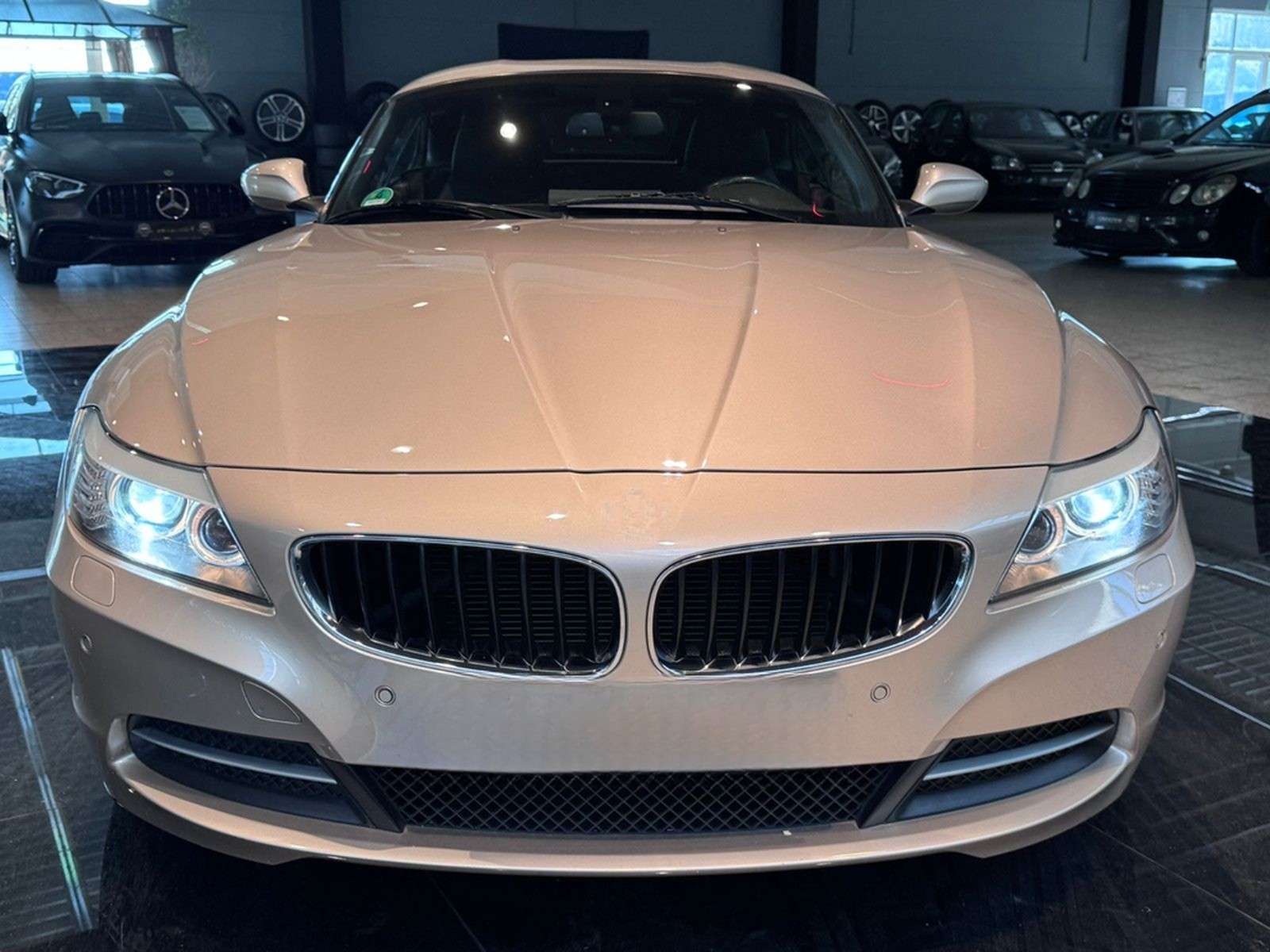 BMW Z4 sDrive 23i Flügeltüren  SAGA Einzelstück foto 3