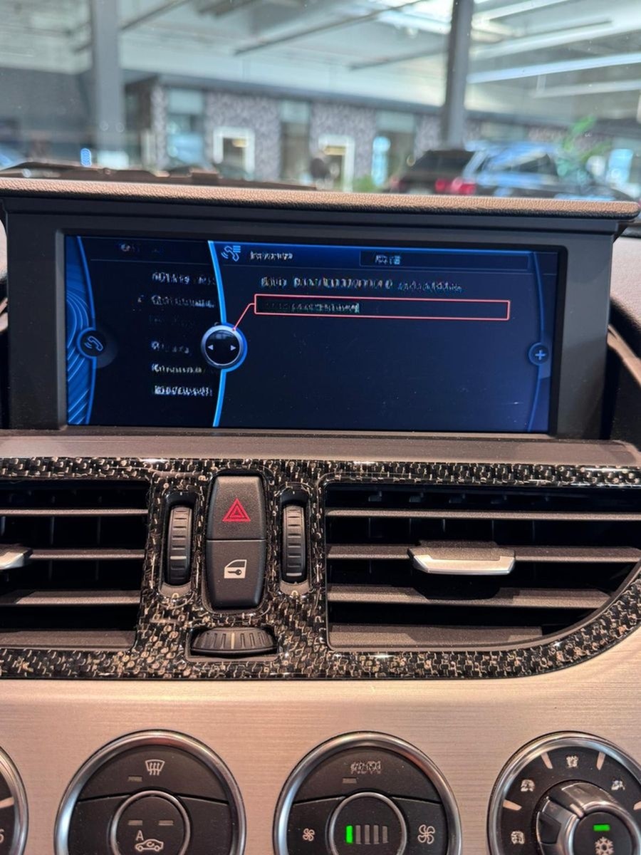 BMW Z4 sDrive 23i Flügeltüren  SAGA Einzelstück foto 27