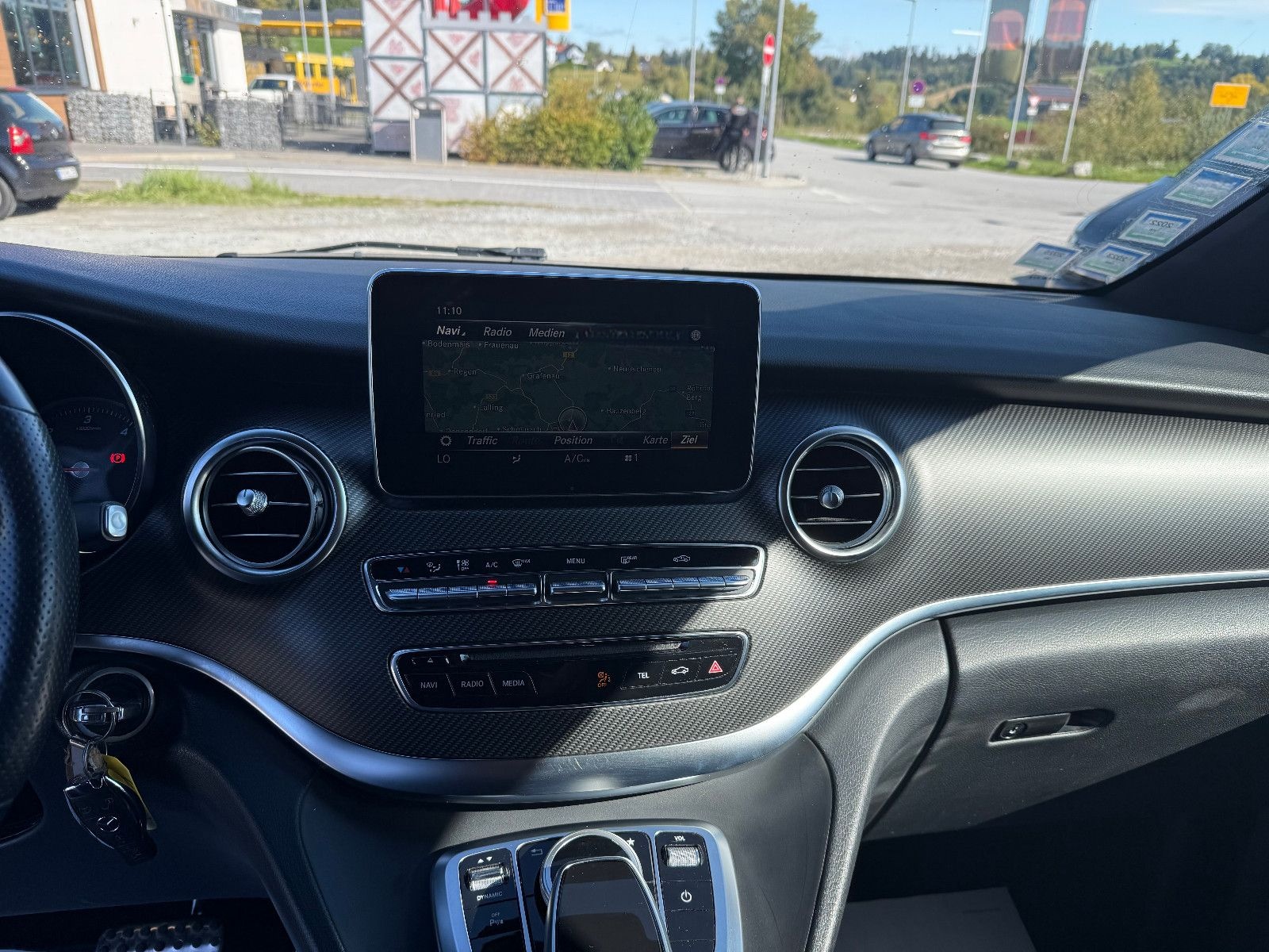 Mercedes-Benz V 250 AMG-Line foto 11
