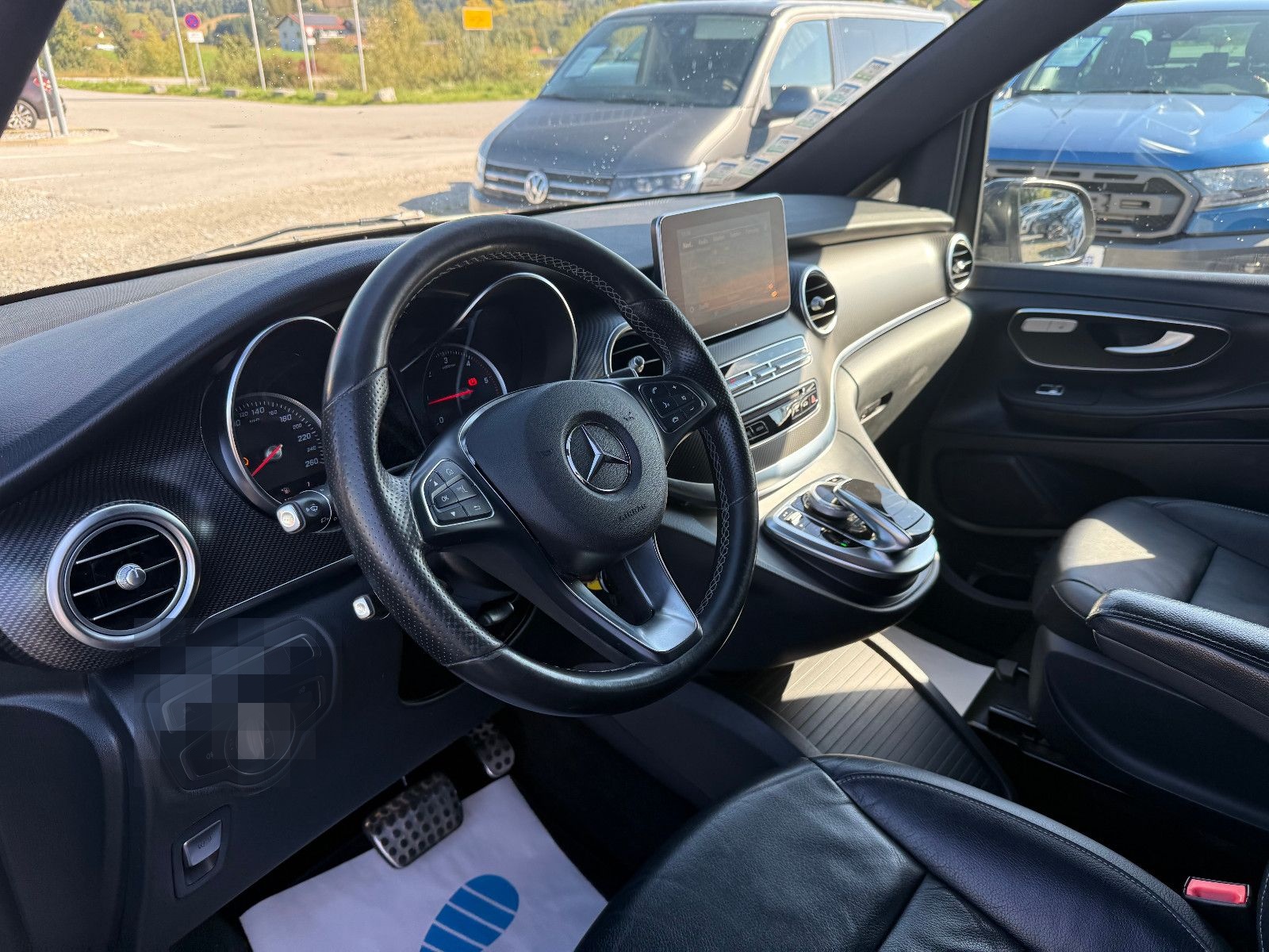 Mercedes-Benz V 250 AMG-Line foto 8