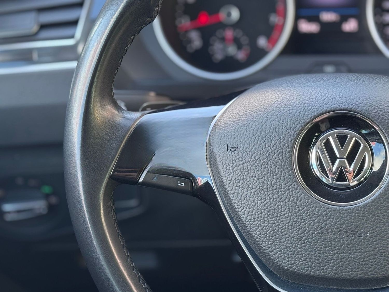 Volkswagen 2.0 TSI R-Line 4Motion LED Navi CarPlay foto 28