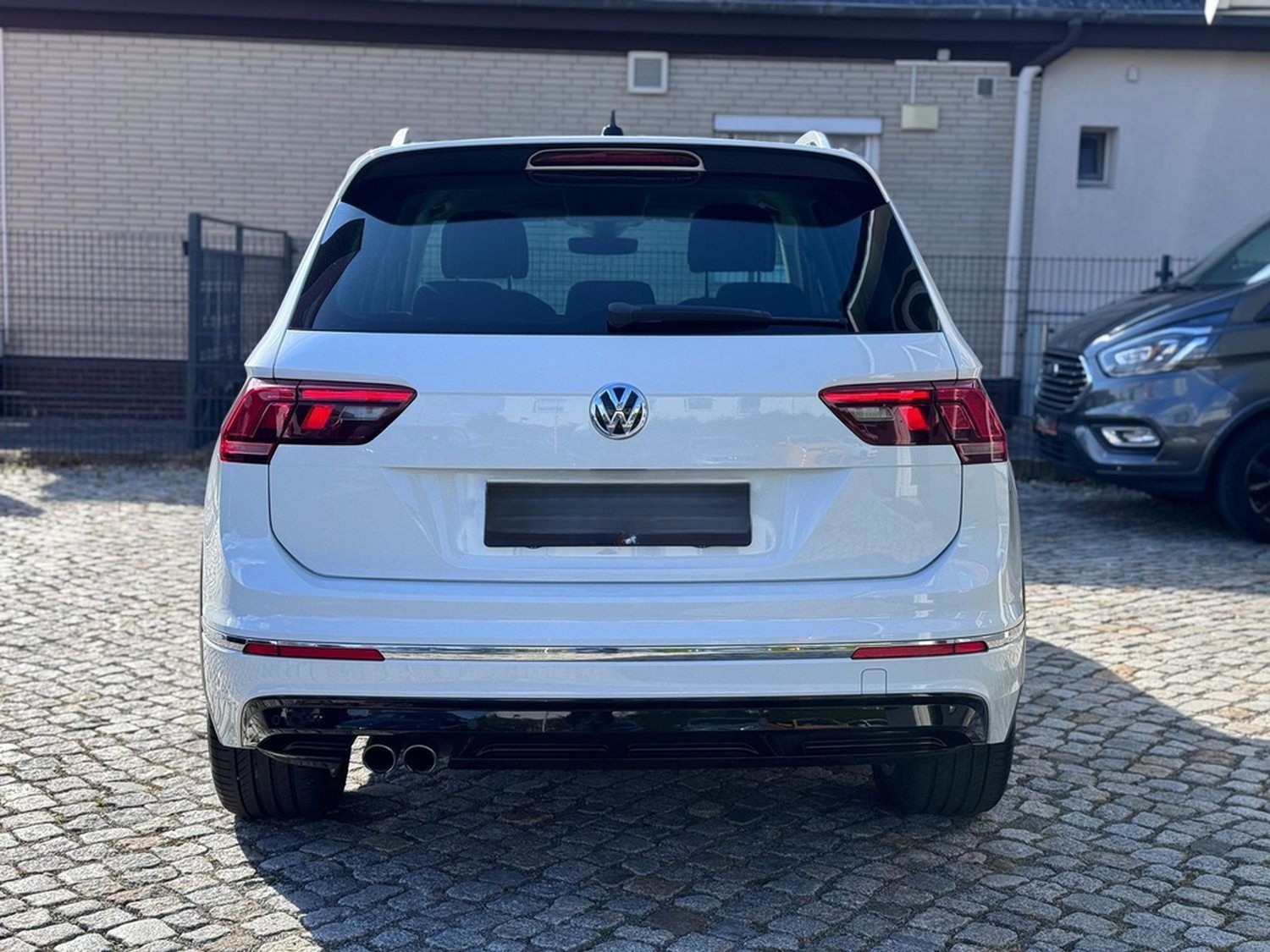 Volkswagen 2.0 TSI R-Line 4Motion LED Navi CarPlay foto 6