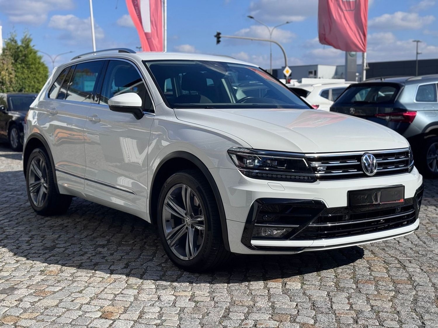 Volkswagen 2.0 TSI R-Line 4Motion LED Navi CarPlay foto 8