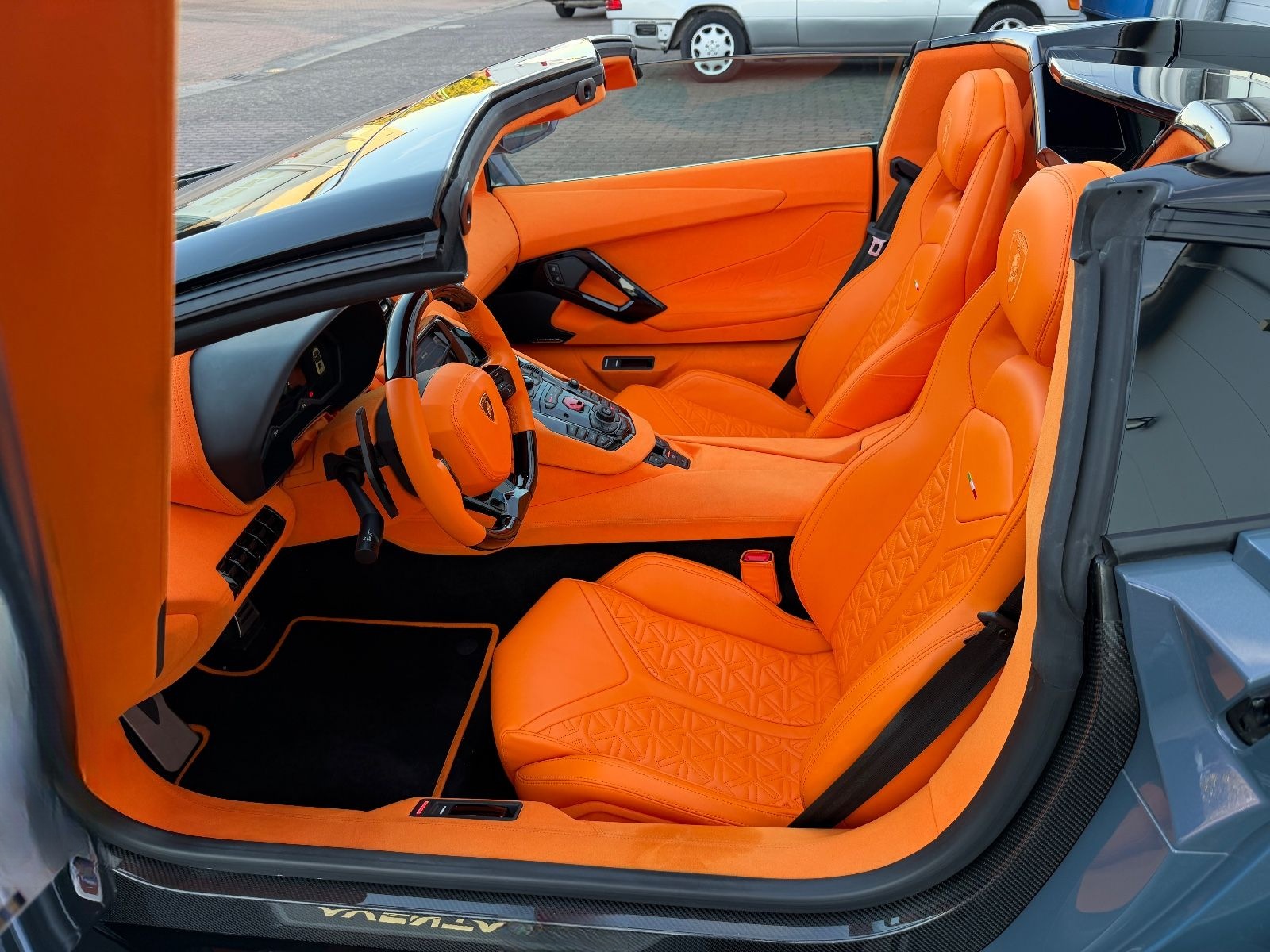 Lamborghini Aventador S Roadster SPECIAL COLOR/ONE OF ONE foto 19