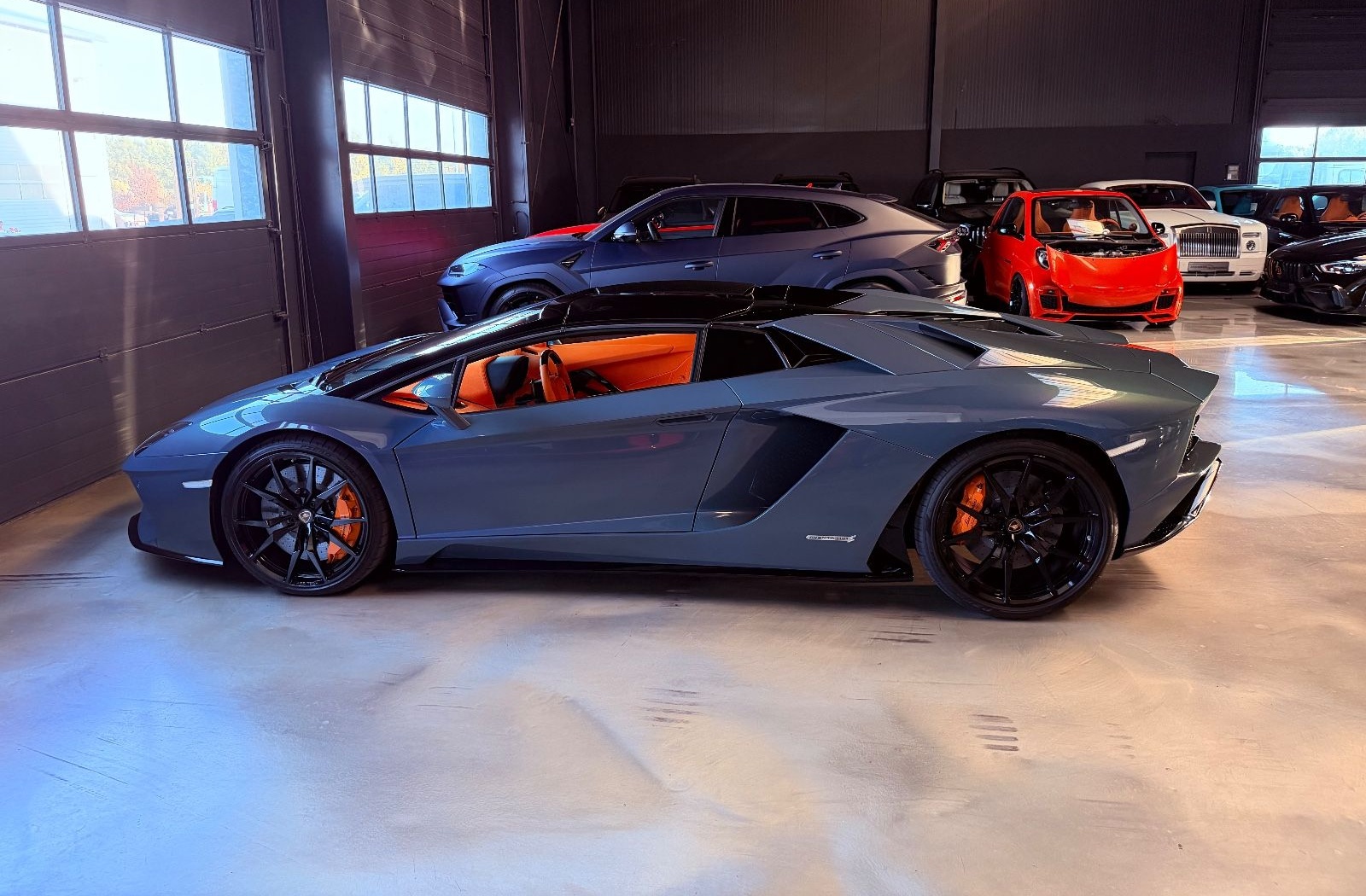 Lamborghini Aventador S Roadster SPECIAL COLOR/ONE OF ONE foto 7
