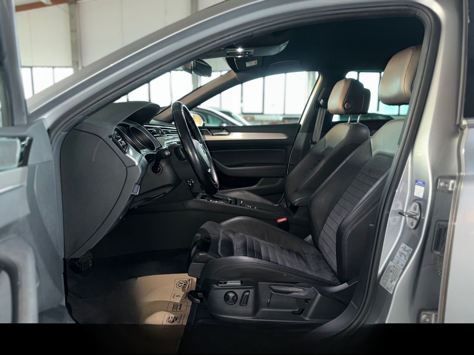 Volkswagen Passat Variant Highline ACC*Kamera*AHK*LED*Alcan foto 10