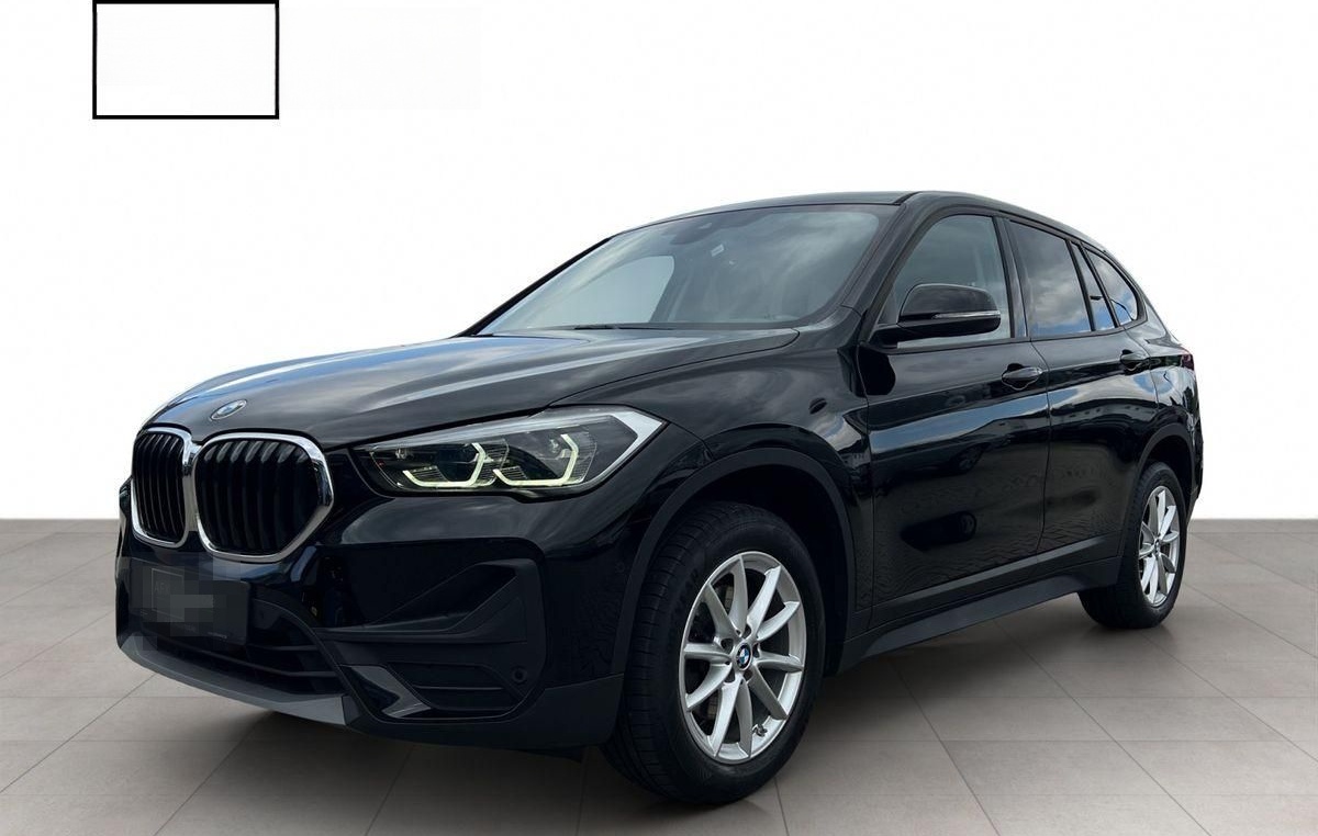 BMW X1 sDrive 18 d | HEAD-UP | RF-KAMERA | CARPLAY | foto 3