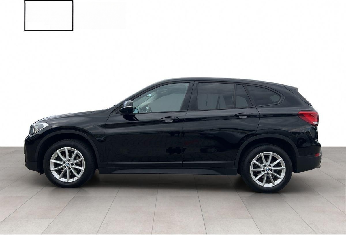 BMW X1 sDrive 18 d | HEAD-UP | RF-KAMERA | CARPLAY | foto 4