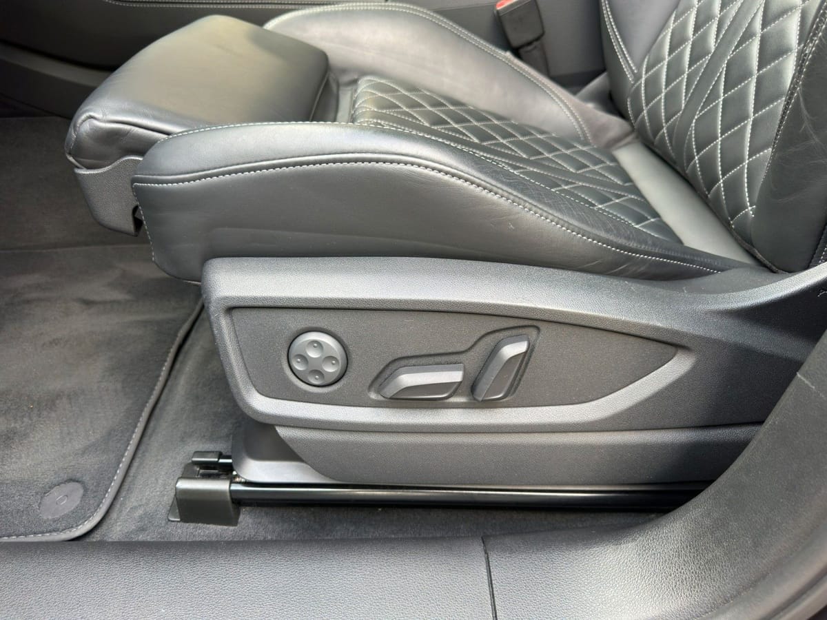 Audi SQ5 3.0 TDI ACC MATRIX PANO LUFT B&O STANDH 21 foto 22