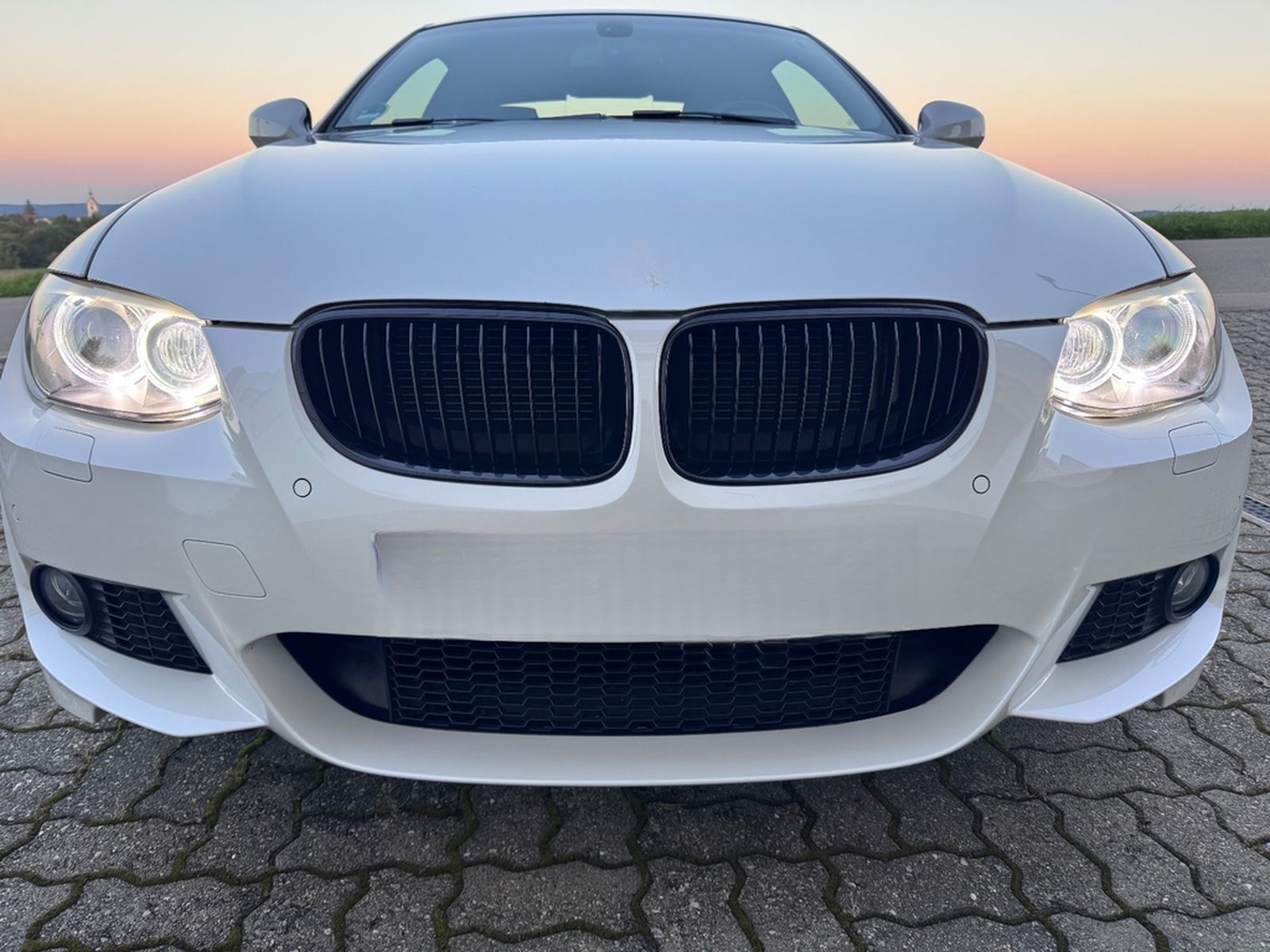 BMW E92 LCI 325i xDrive M-Paket foto 2
