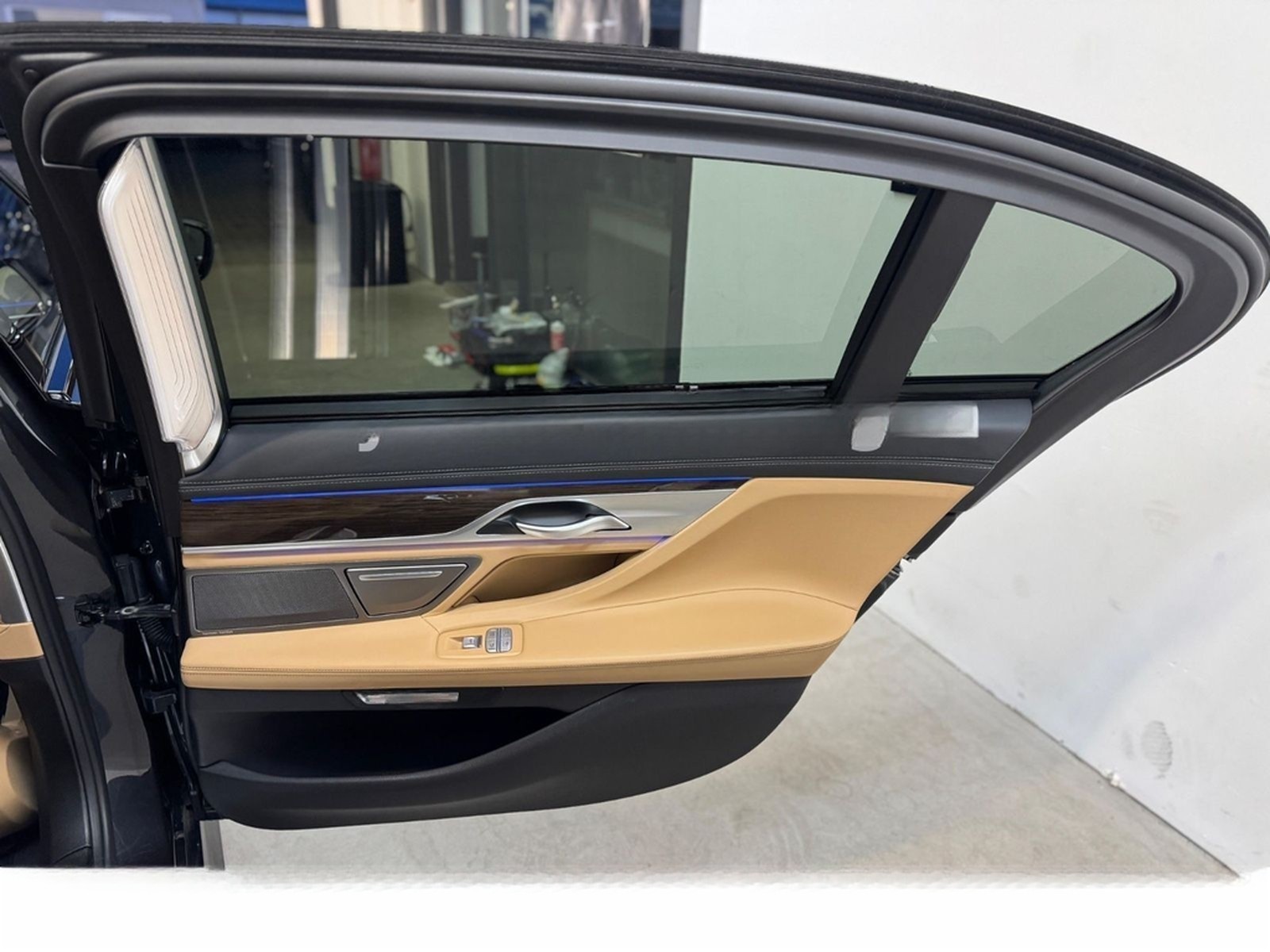 BMW 740Ld xDrive M-Paket Pano Massage Standh. foto 18