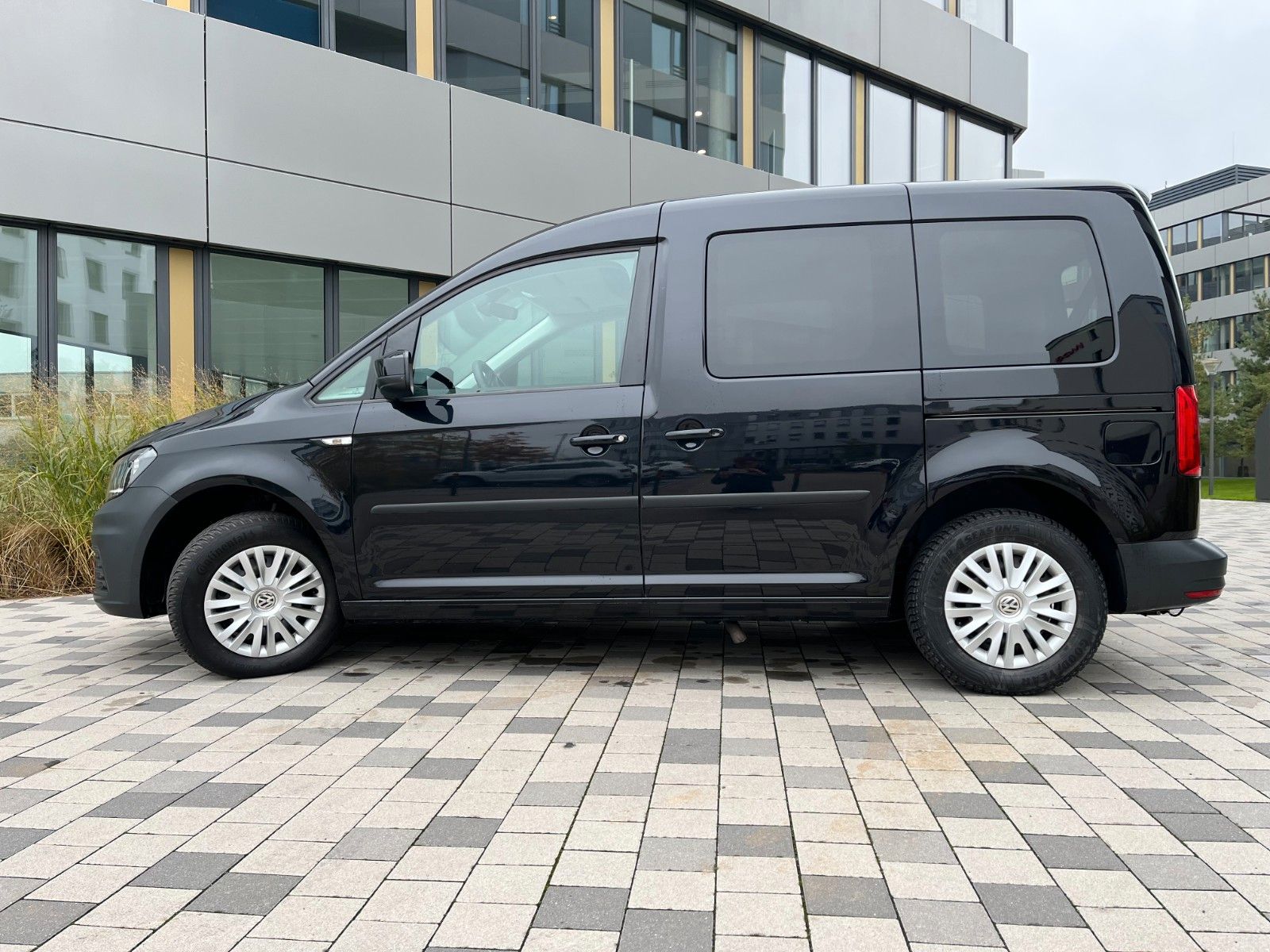 Volkswagen Caddy TSI Trendline Rollstuhlrampe Allwetter foto 4