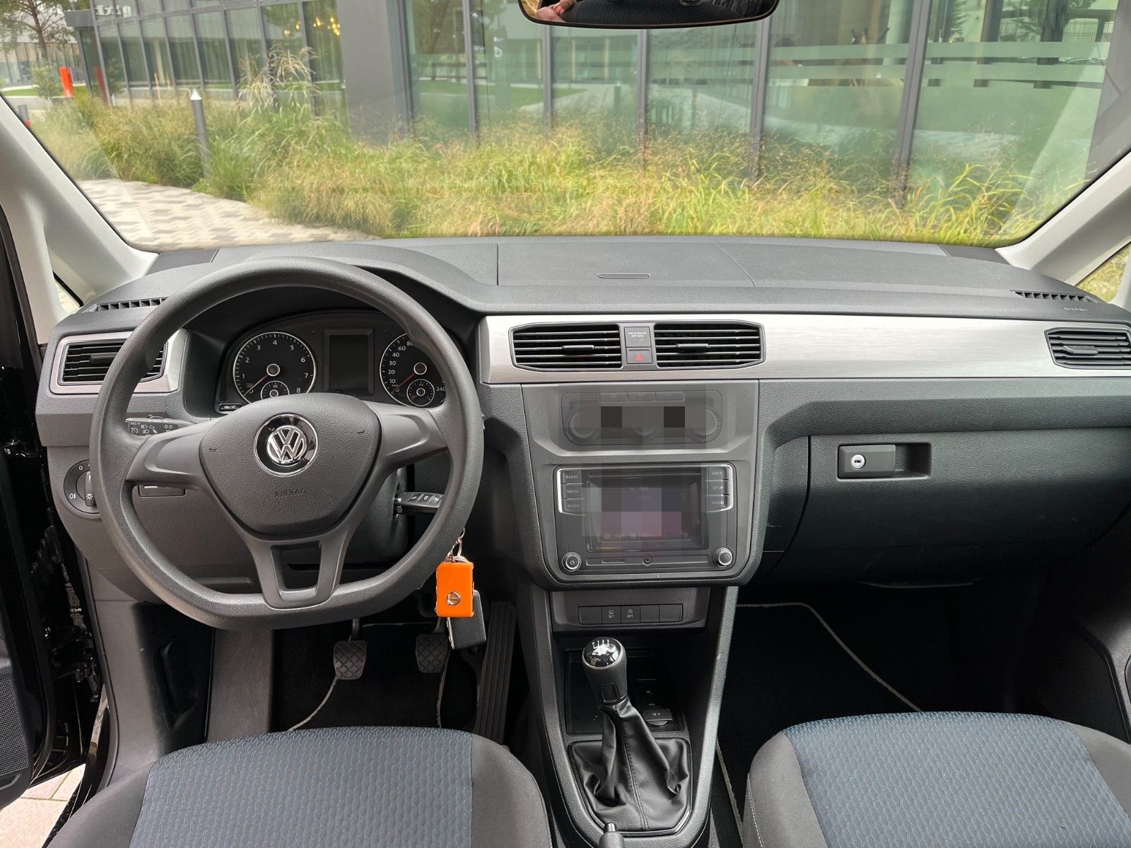 Volkswagen Caddy TSI Trendline Rollstuhlrampe Allwetter foto 8