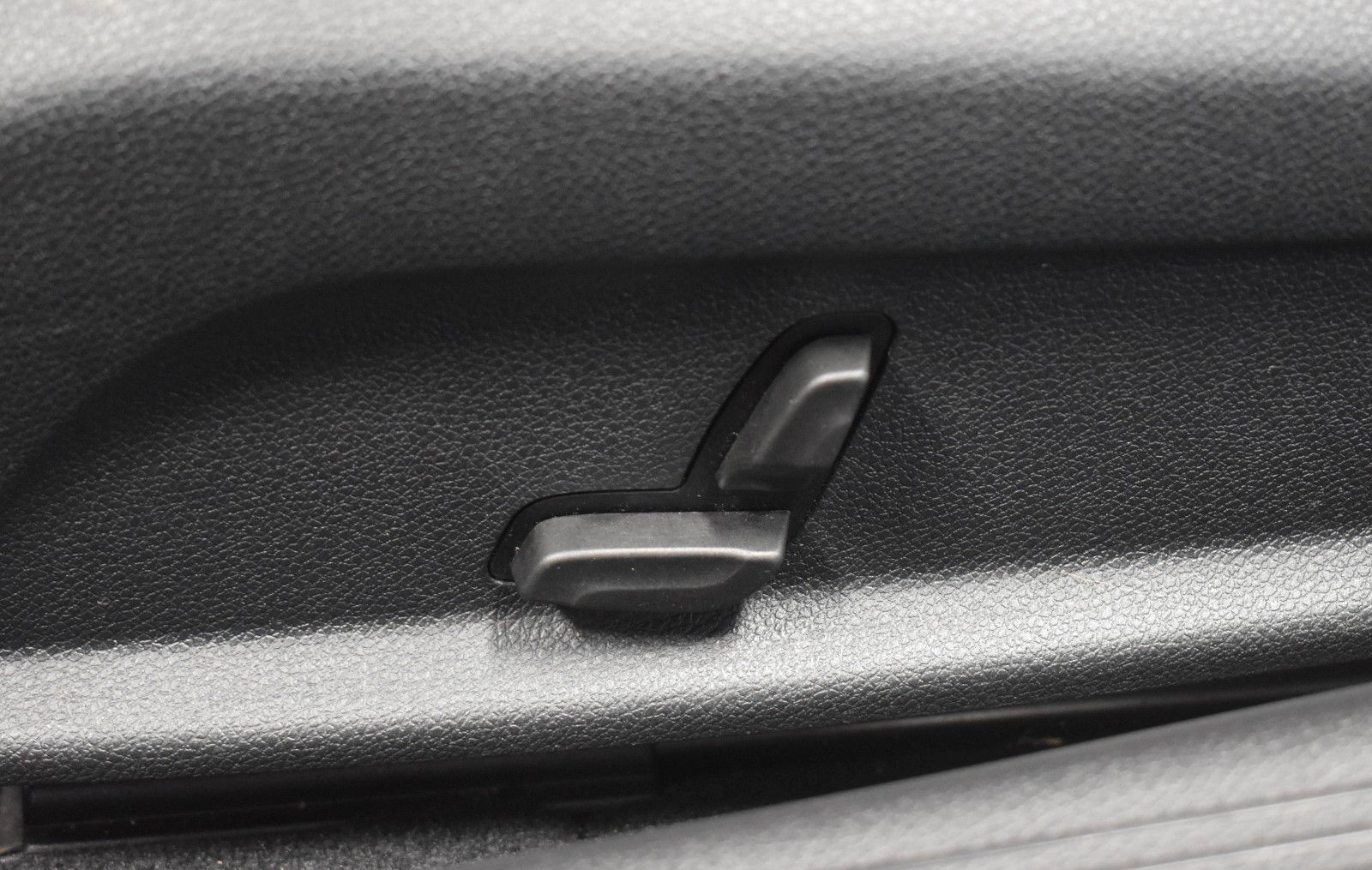 Mercedes-Benz C 300 d Coupé AMG LINE *M-BEAM *KAMERA *KEYLESS foto 20