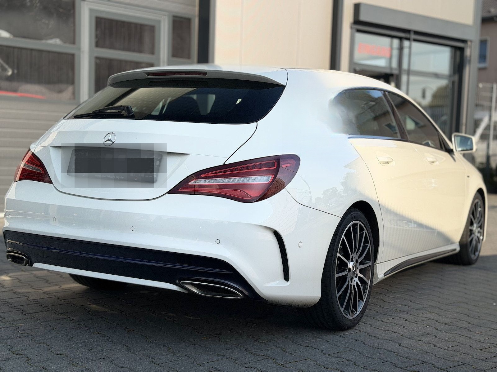 Mercedes-Benz CLA 220 Shooting Brake AMG / PANO / AHK / Kamera foto 8