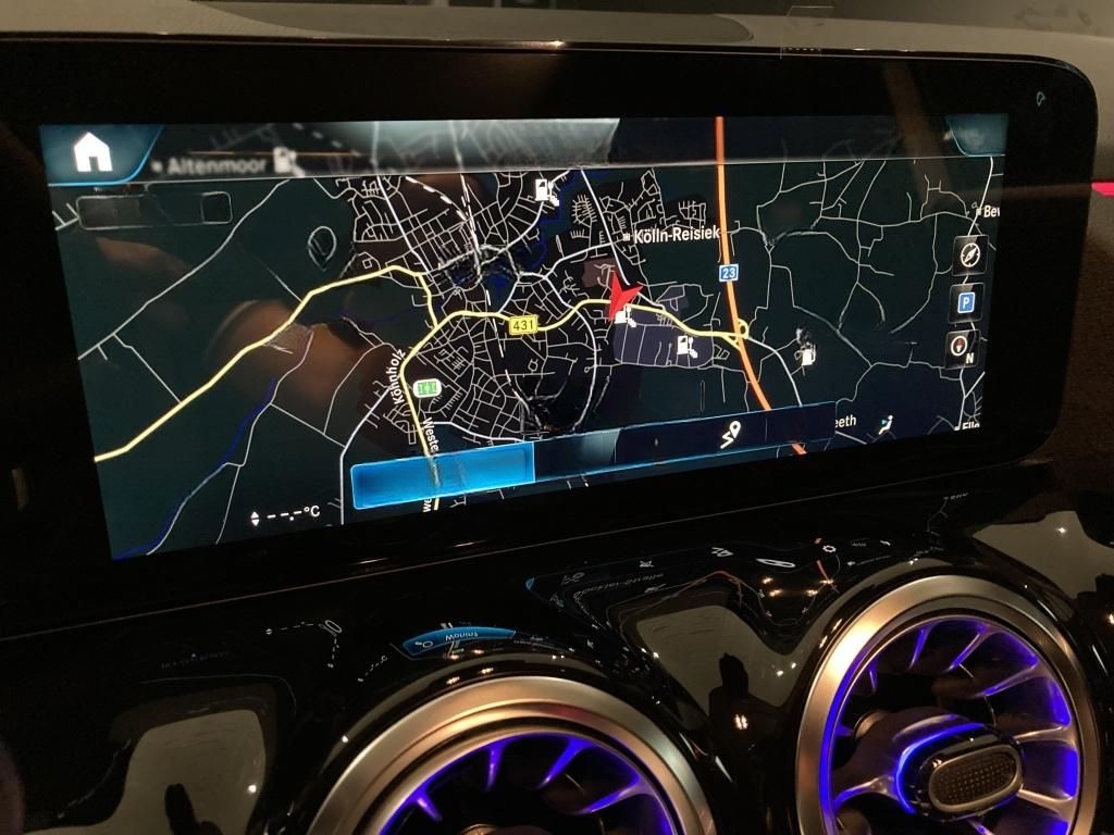Mercedes-Benz GLA 250 e +AMG+MBUX+KAMERA+NAVI+Ambiente+AUT+SHZ foto 9