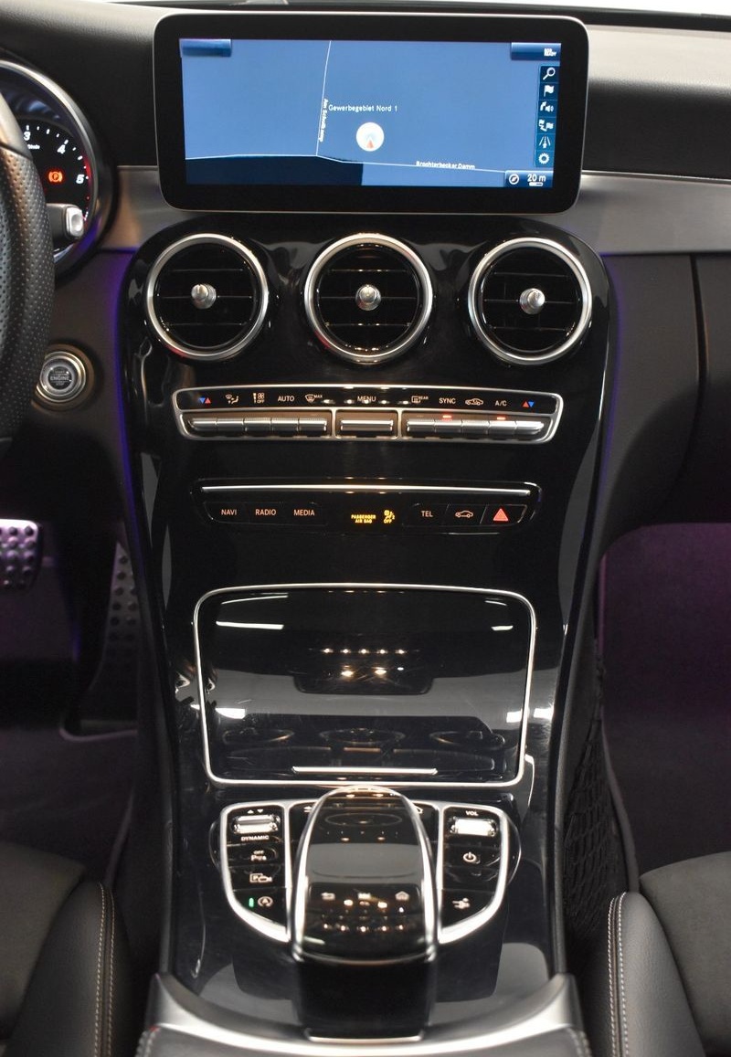 Mercedes-Benz C 300 d Coupé AMG LINE*M-BEAM*PANO*360°*CARPLAY foto 12