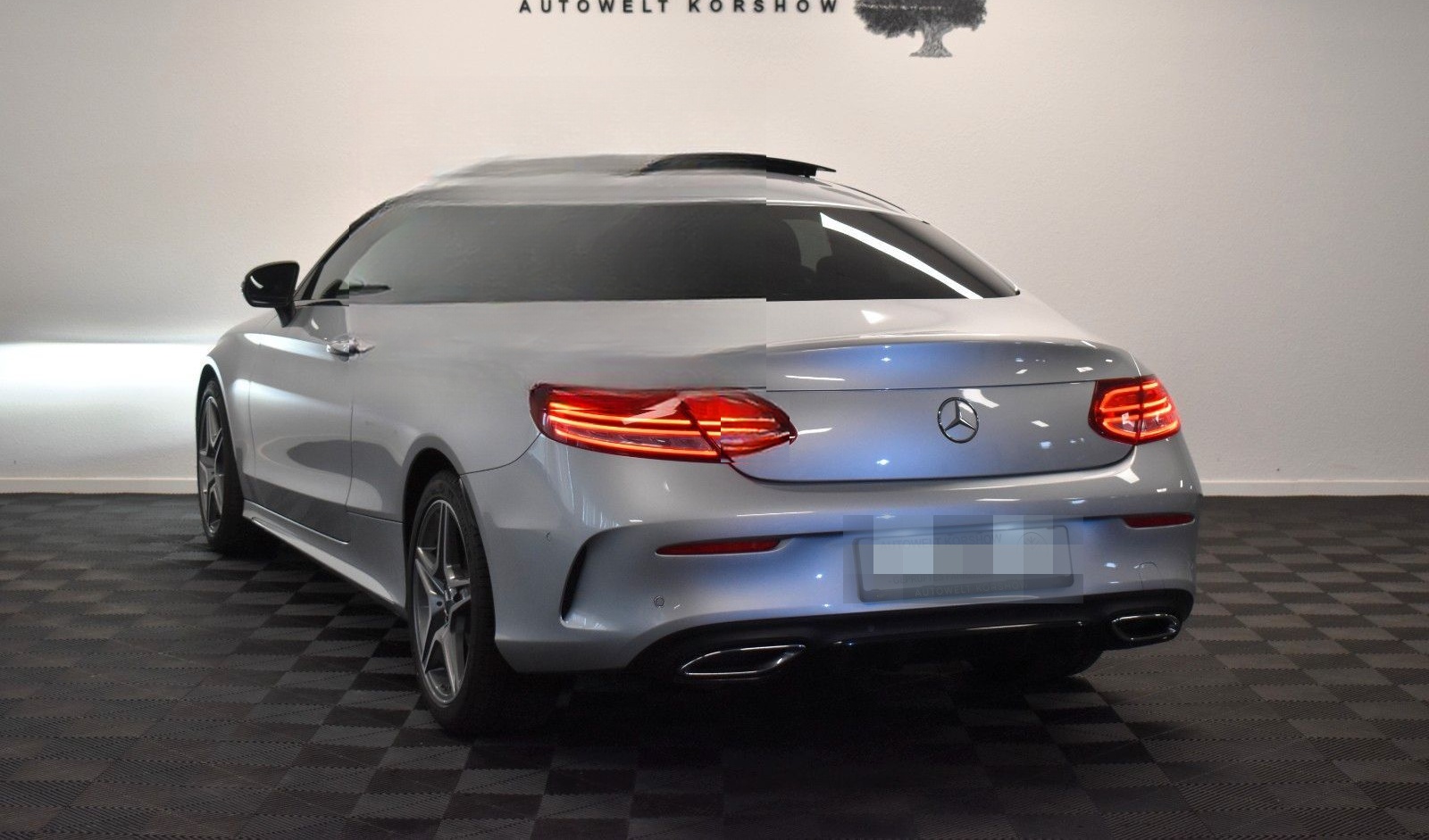 Mercedes-Benz C 300 d Coupé AMG LINE*M-BEAM*PANO*360°*CARPLAY foto 9