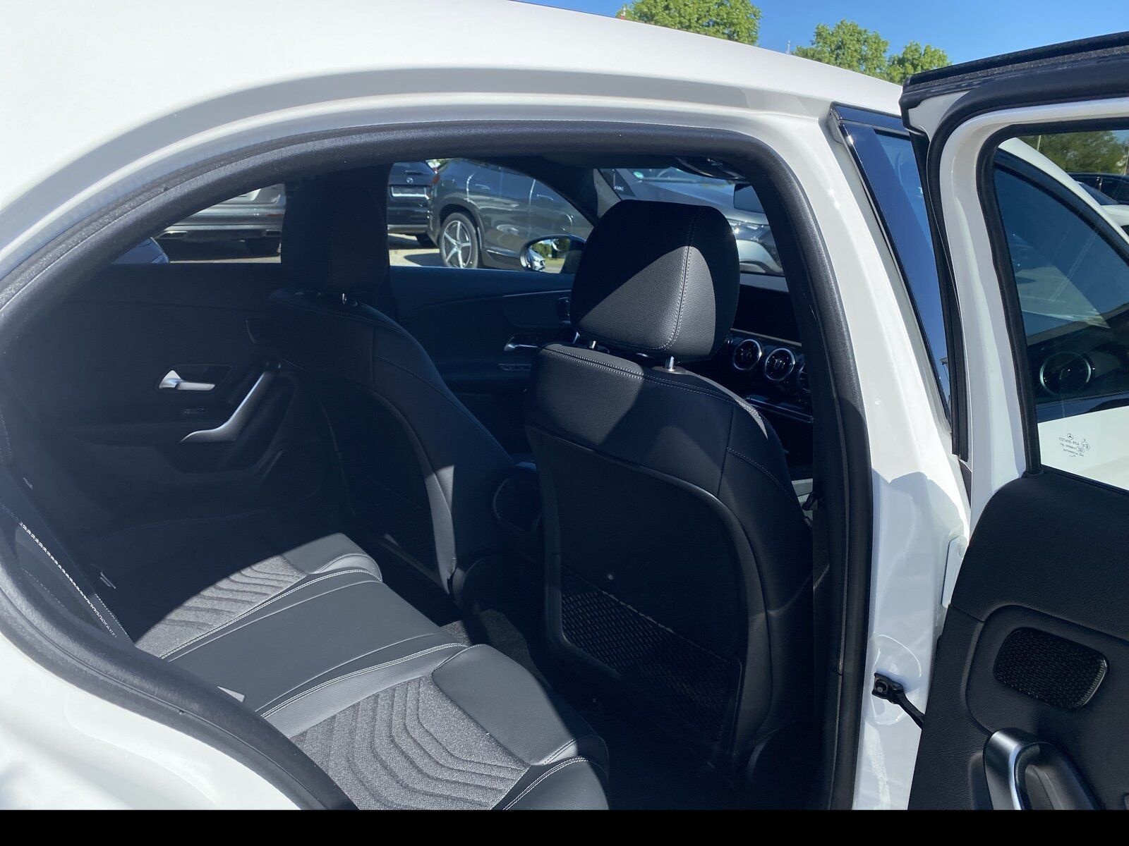 Mercedes-Benz A 180 Kompakt Progressive/AHK/LED/Kamera/Distron foto 11