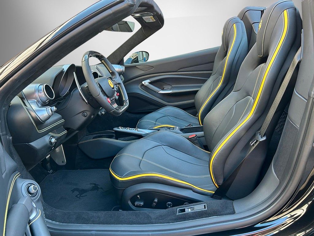 Ferrari F8 Spider / Lift / LED / Carbon foto 12