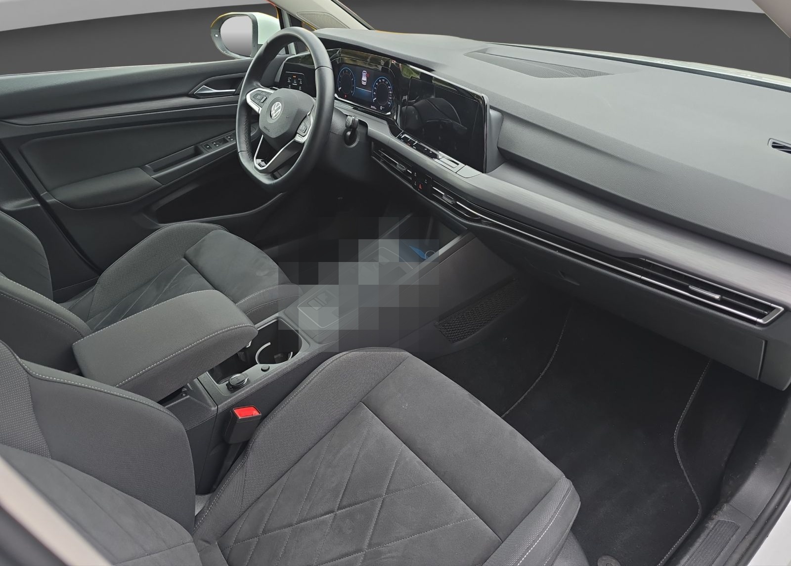 Volkswagen Golf VIII 2.0 TSI Style foto 16