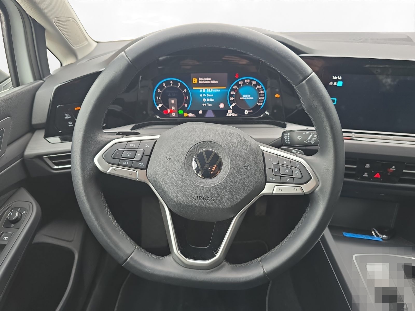 Volkswagen Golf VIII 2.0 TSI Style foto 17
