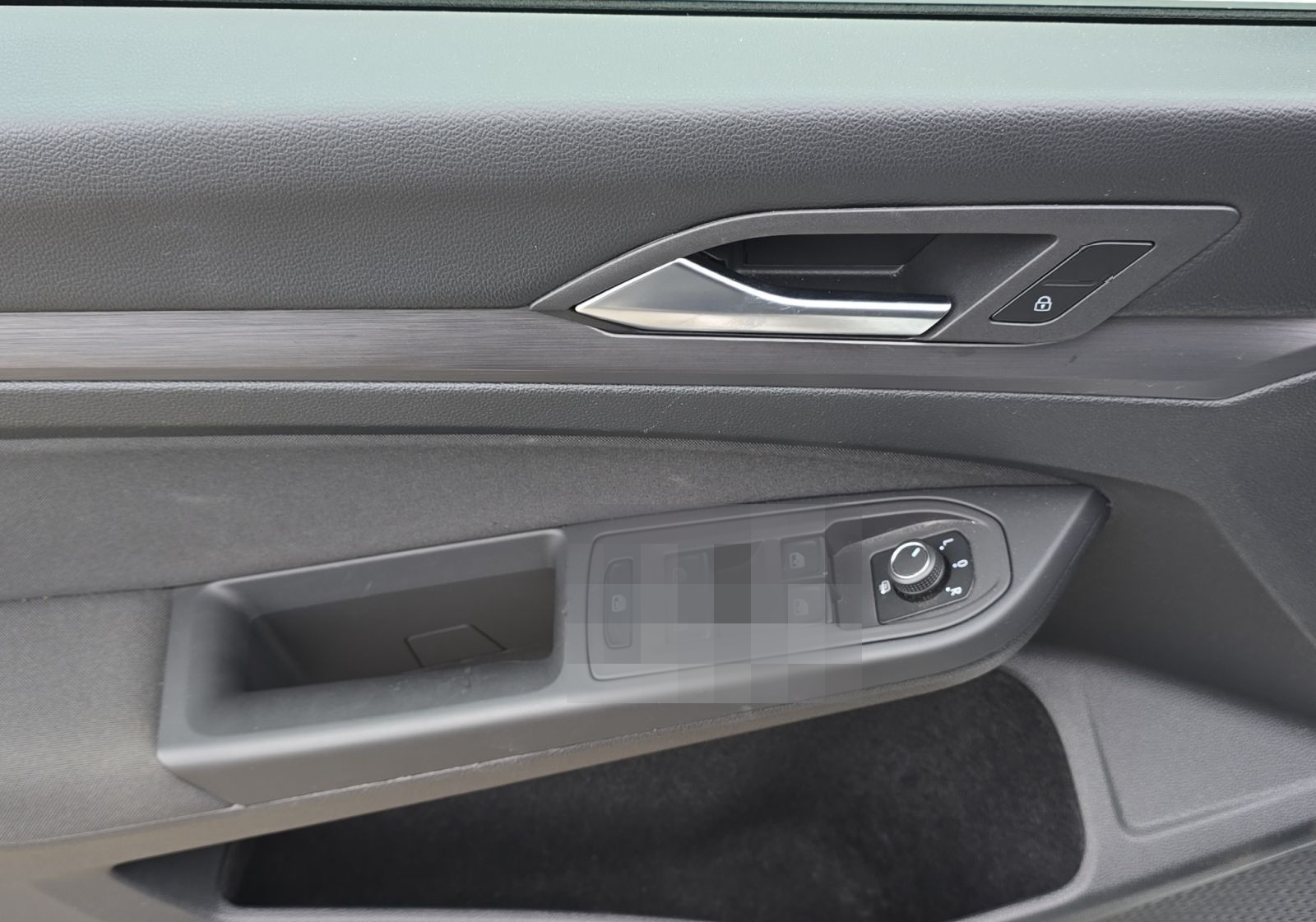 Volkswagen Golf VIII 2.0 TSI Style foto 9