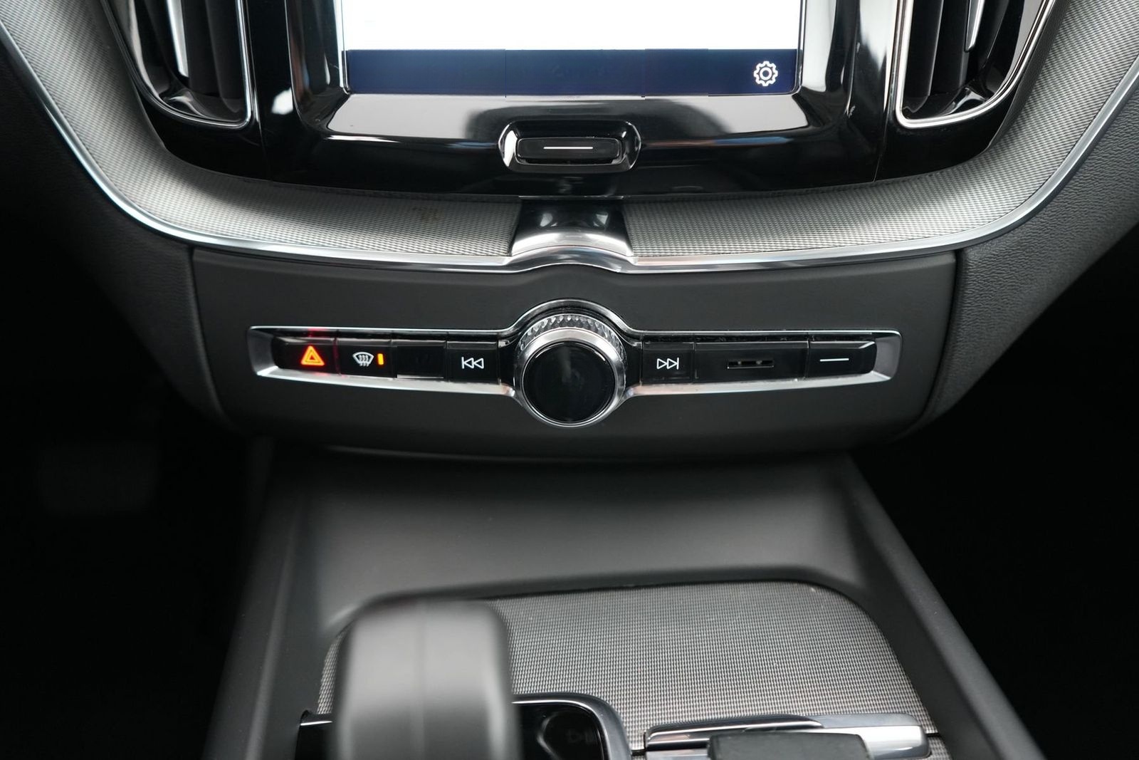 Volvo XC60 B4 Ultimate|LED|SHZG|PANO|HUD|PDC+CAM|H&K foto 12