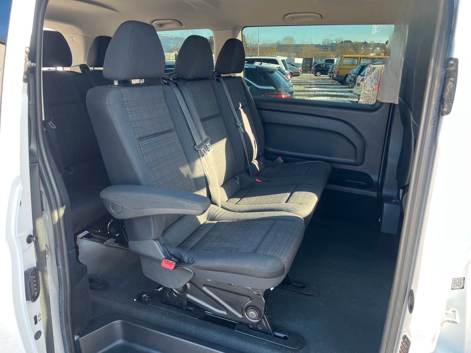 Mercedes-Benz Vito Tourer 111 CDI Pro FWD lang, 8-Sitze, AHK foto 13