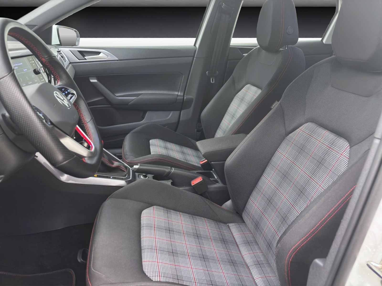 Volkswagen Polo GTI NAVI PDC SHZG KLIMA MATRIX foto 9