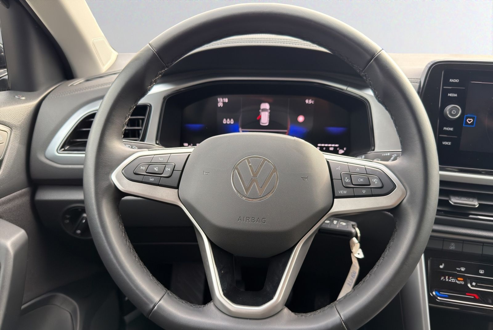Volkswagen T-Roc 1.0 TSI Life Navi APP LED VC LM16 SHZ MFL foto 11