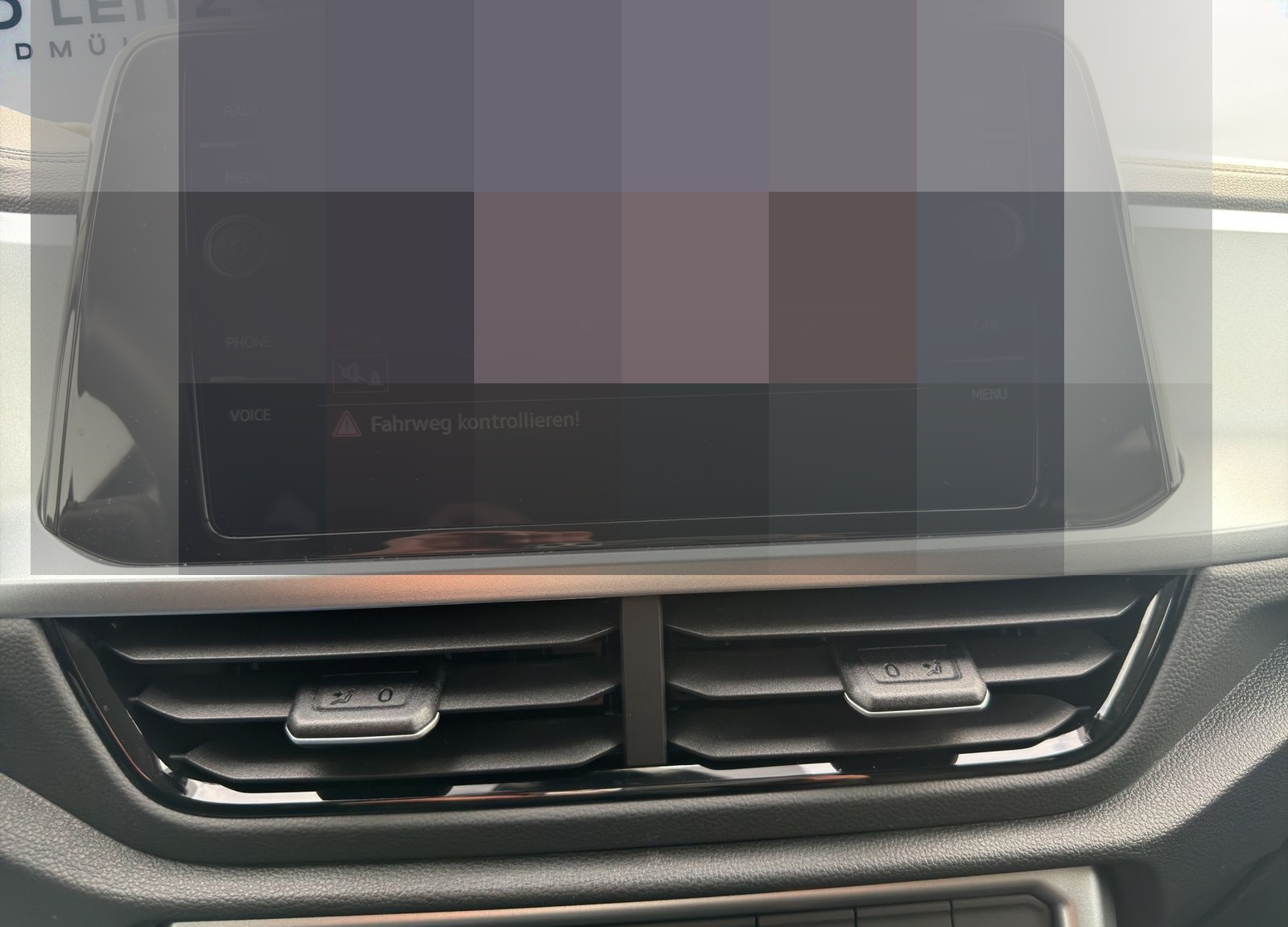 Volkswagen T-Roc 1.0 TSI Life Navi APP LED VC LM16 SHZ MFL foto 15
