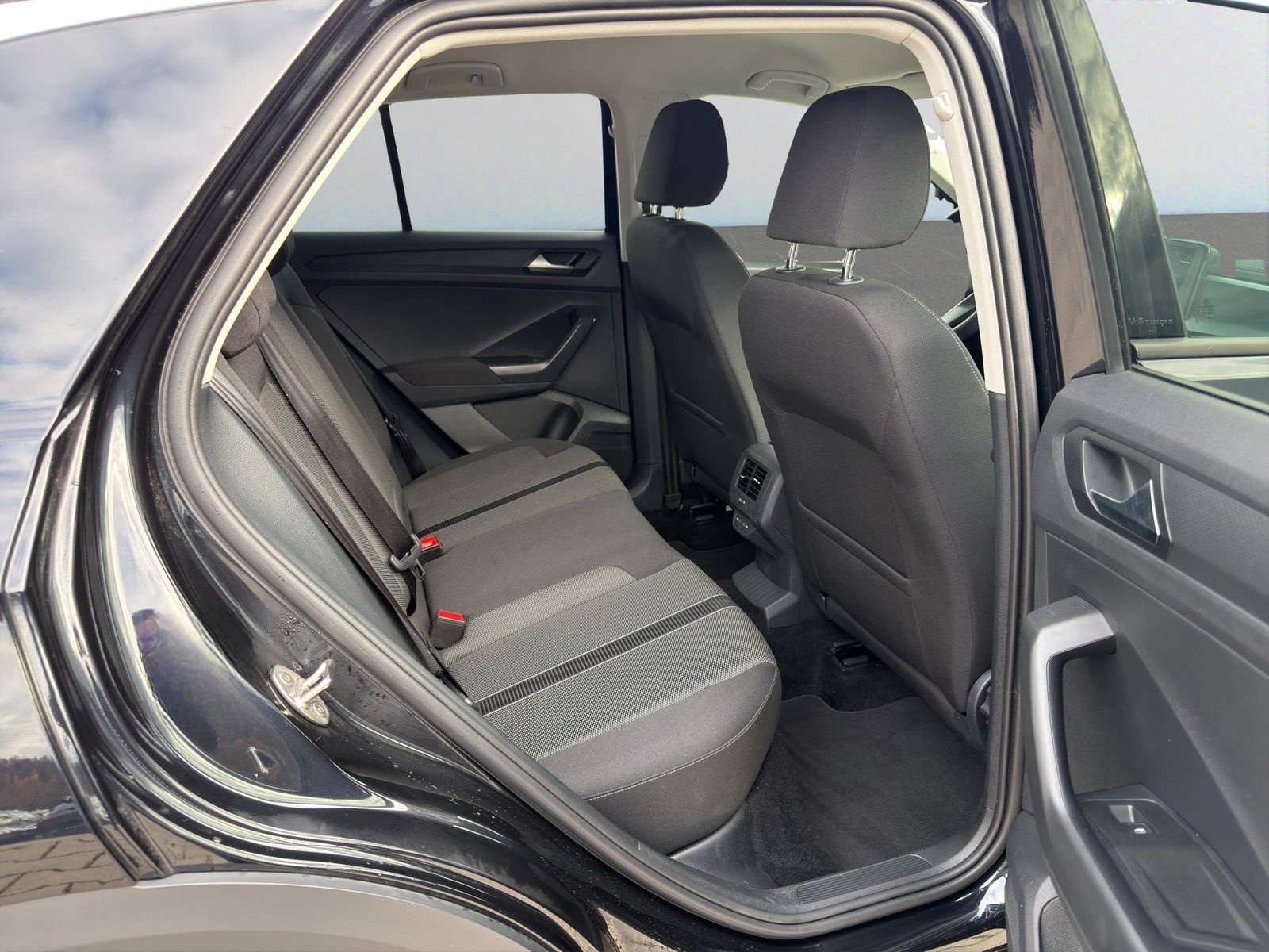 Volkswagen T-Roc 1.0 TSI Life Navi APP LED VC LM16 SHZ MFL foto 16
