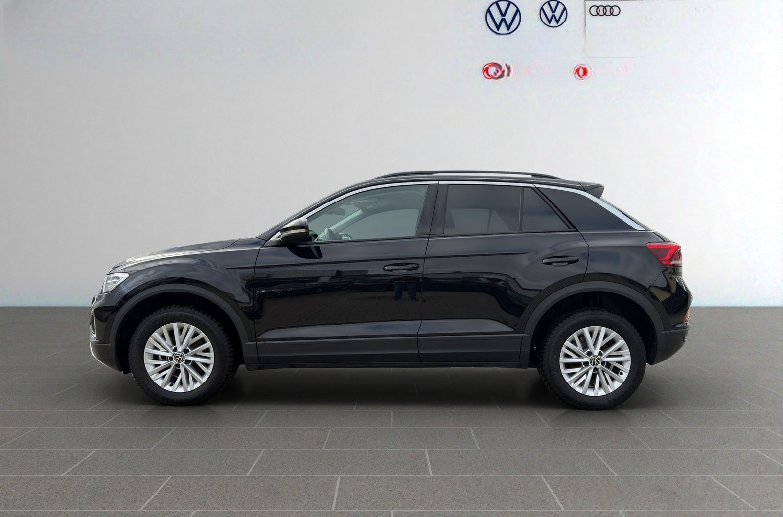 Volkswagen T-Roc 1.0 TSI Life Navi APP LED VC LM16 SHZ MFL foto 3