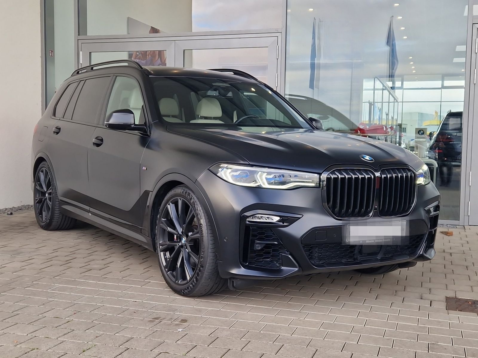 BMW X7 M50i Ex.Drive Pro StHZ.HUD.H/K.AHK.Frozen L. foto 2