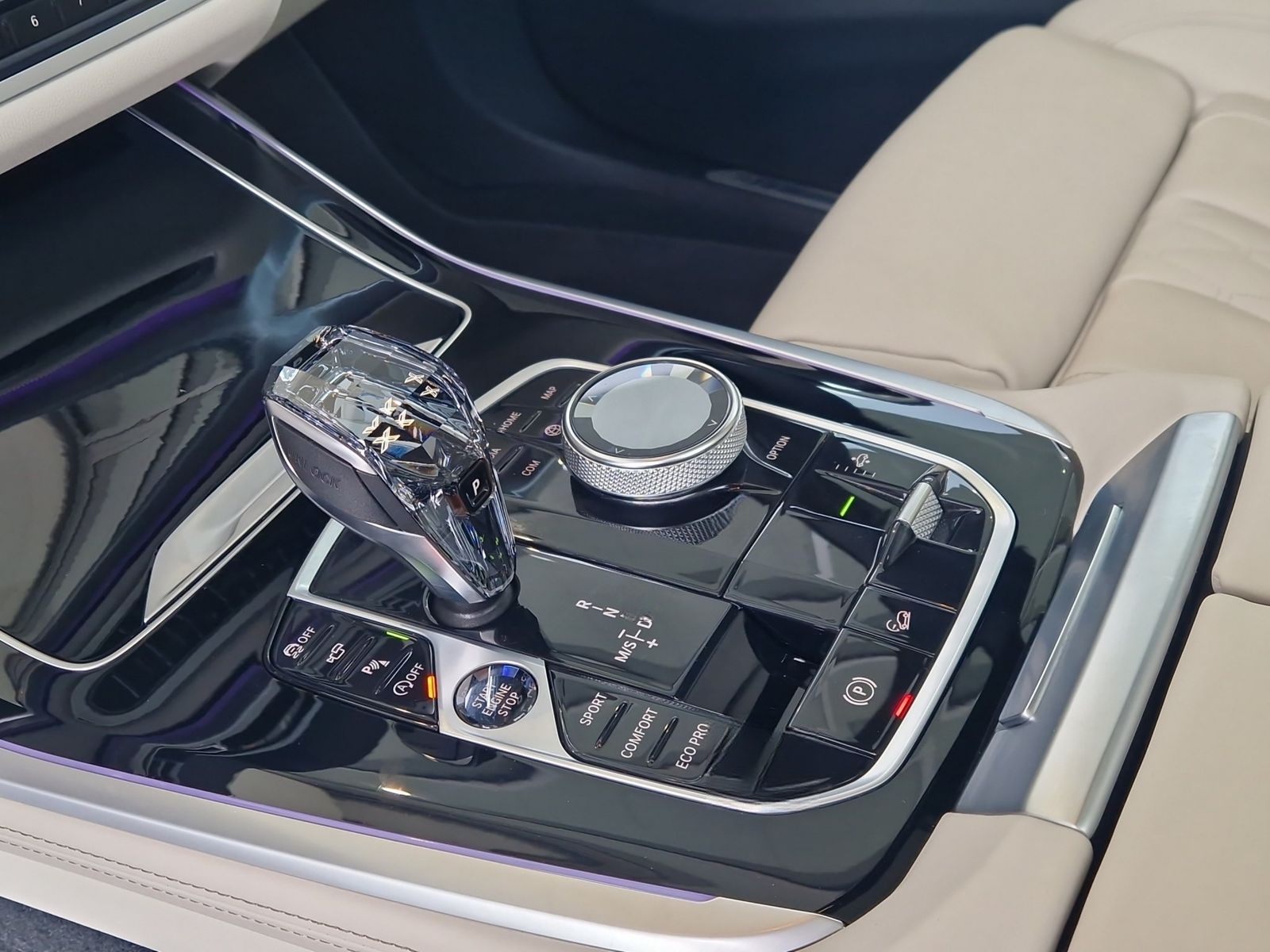 BMW X7 M50i Ex.Drive Pro StHZ.HUD.H/K.AHK.Frozen L. foto 12