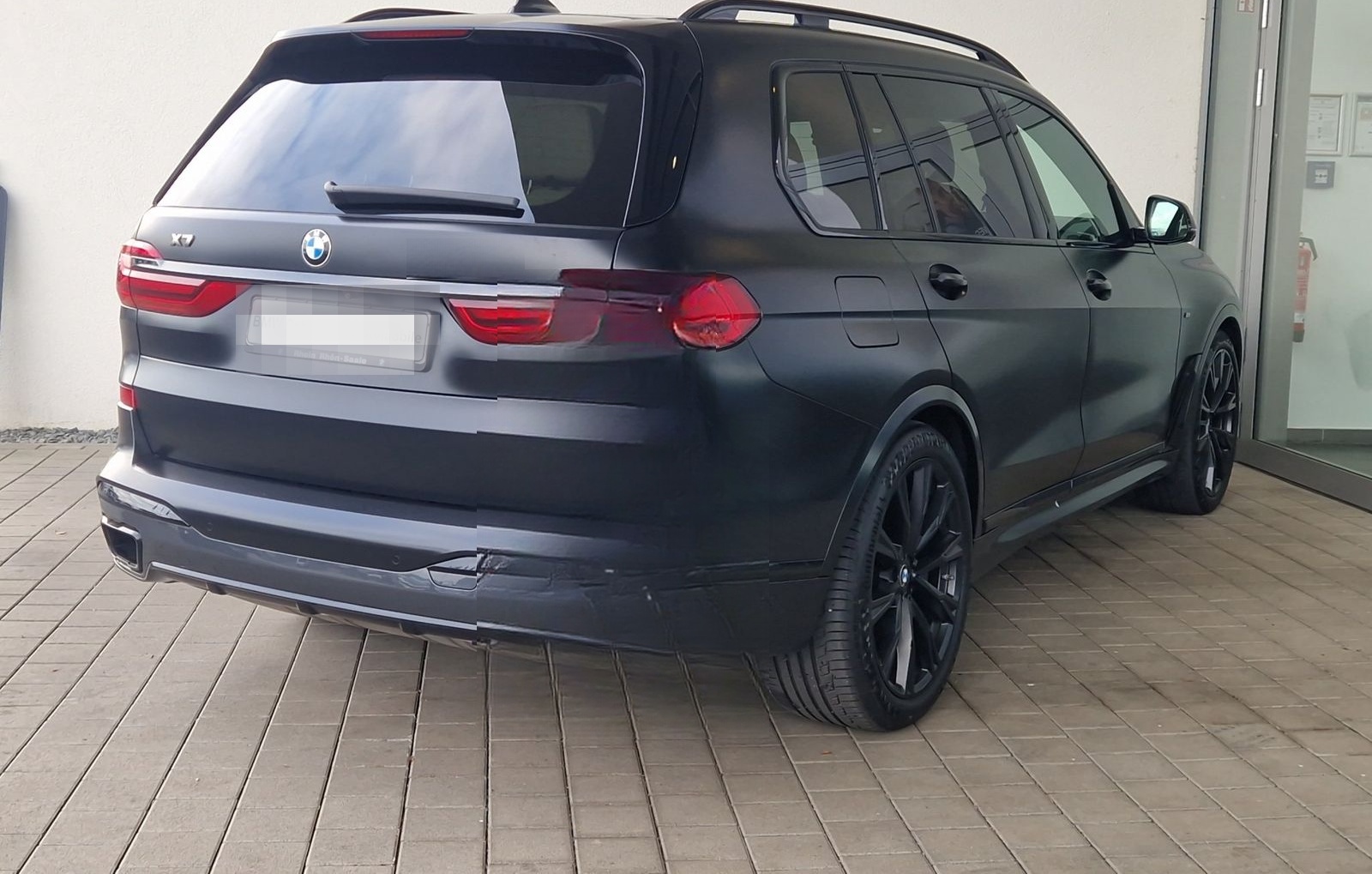 BMW X7 M50i Ex.Drive Pro StHZ.HUD.H/K.AHK.Frozen L. foto 3