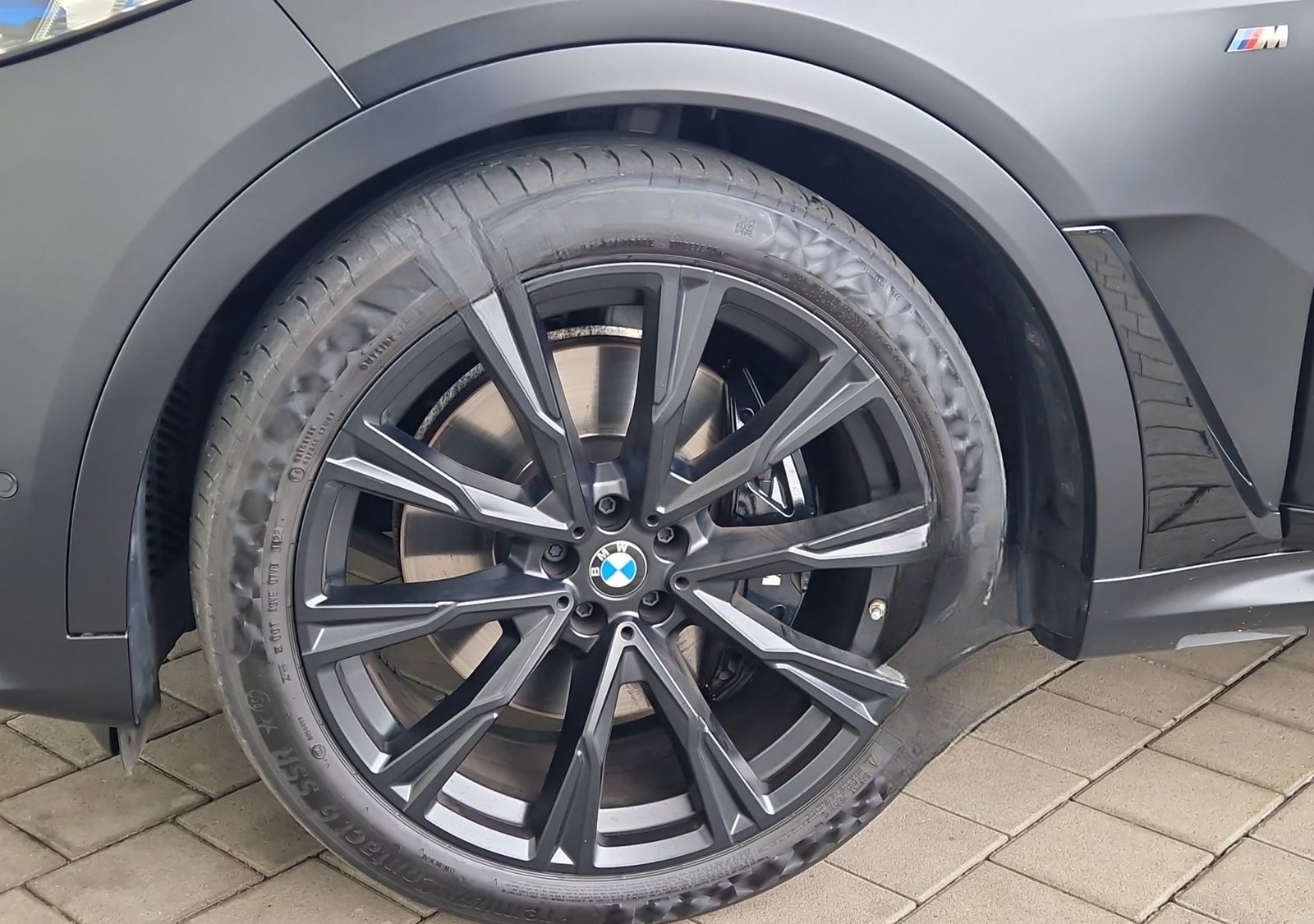 BMW X7 M50i Ex.Drive Pro StHZ.HUD.H/K.AHK.Frozen L. foto 5