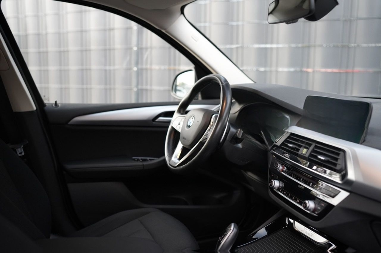 BMW X3 xDrive 20 i Advantage *LIVECOCKPIT*APPLE*DAB* foto 14